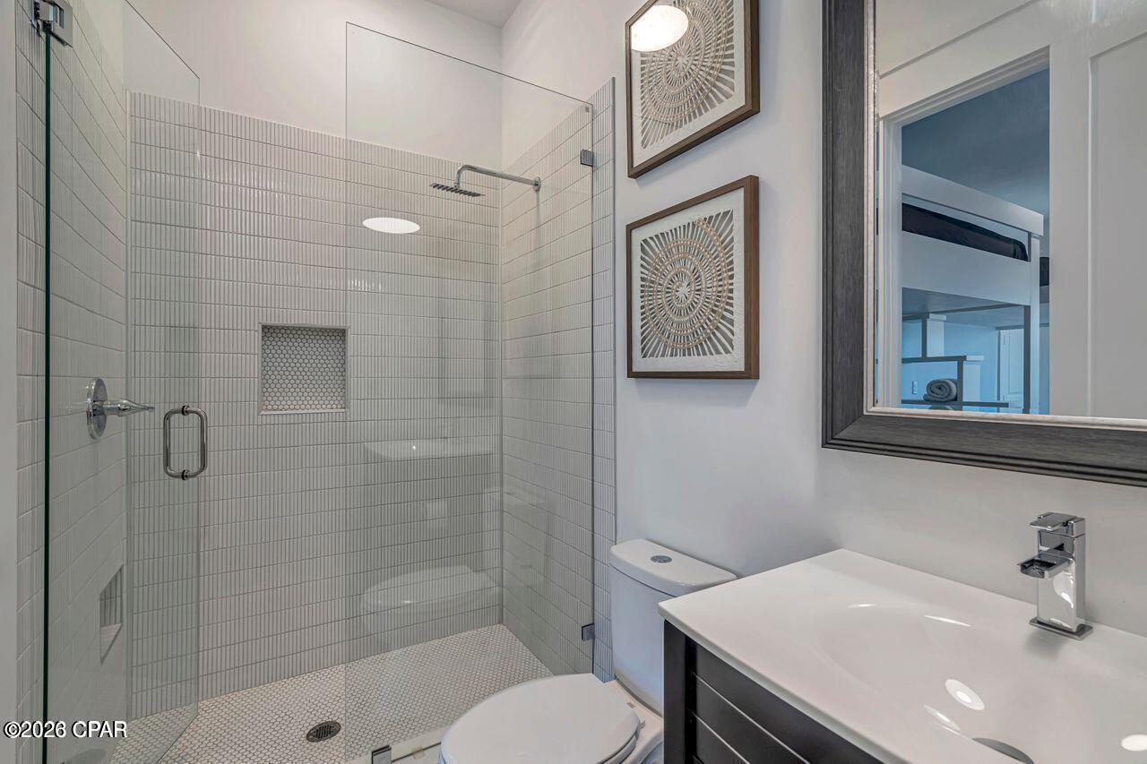 Laguna Beach Estates 7th Add - Residential