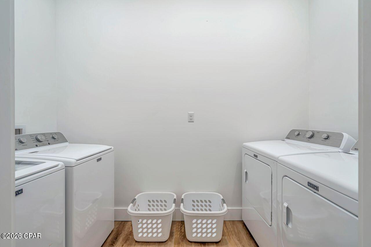 Laguna Beach Estates 7th Add - Residential