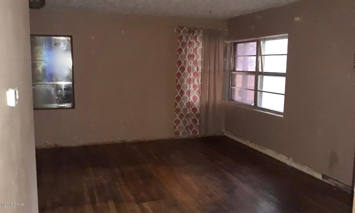 Cinco Bayou - Residential