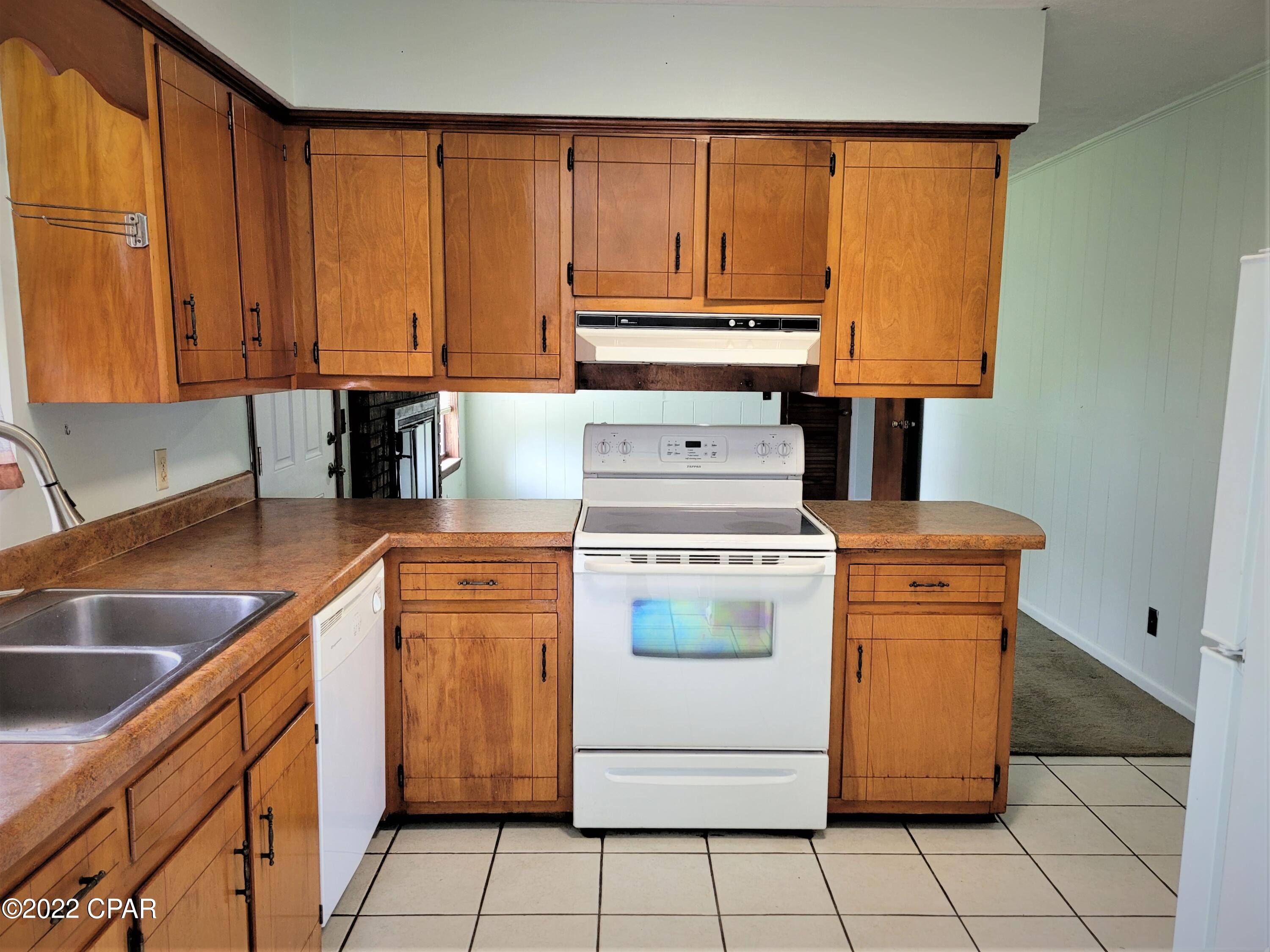 Venetian Villa 2nd Add Replat - Residential