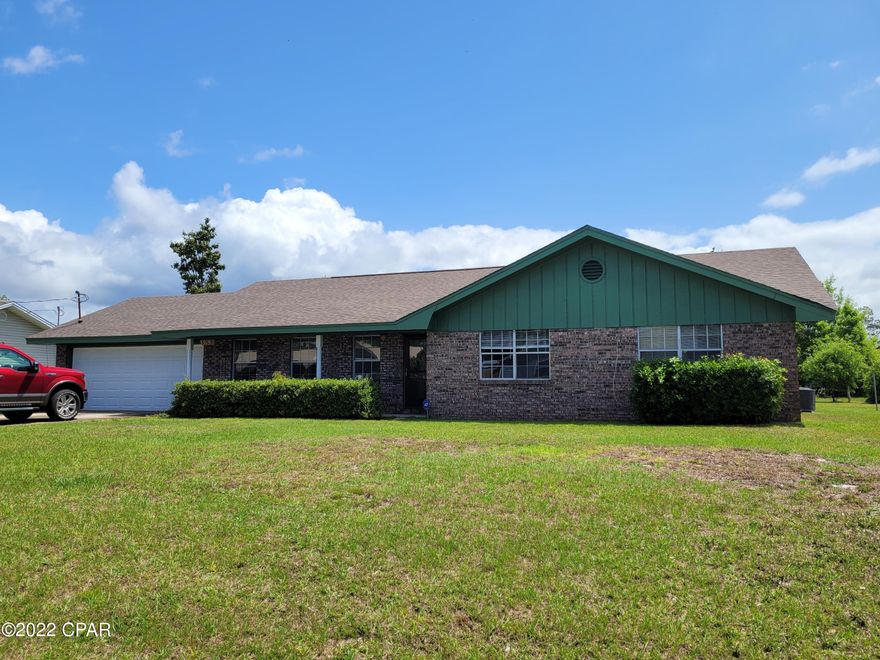 Highest and Best by Monday June 6 @5 pm. 

BACK ON MARKET as buyers financing fell through! 

Appraised at $249,000 at 1582 sq ft! New Roof! Hurry...this home will not last long!  Affordably priced home with large living room, dining room and family room featuring a brick fireplace!  Along with the cozy kitchen there is an breakfast area and an interior laundry room...  Large backyard.  Located in a popular established neighborhood near shopping, restaurants and medical.  Call your favorite Realtor today for a private tour.  (All important details should be verified by the appropriate specialist).