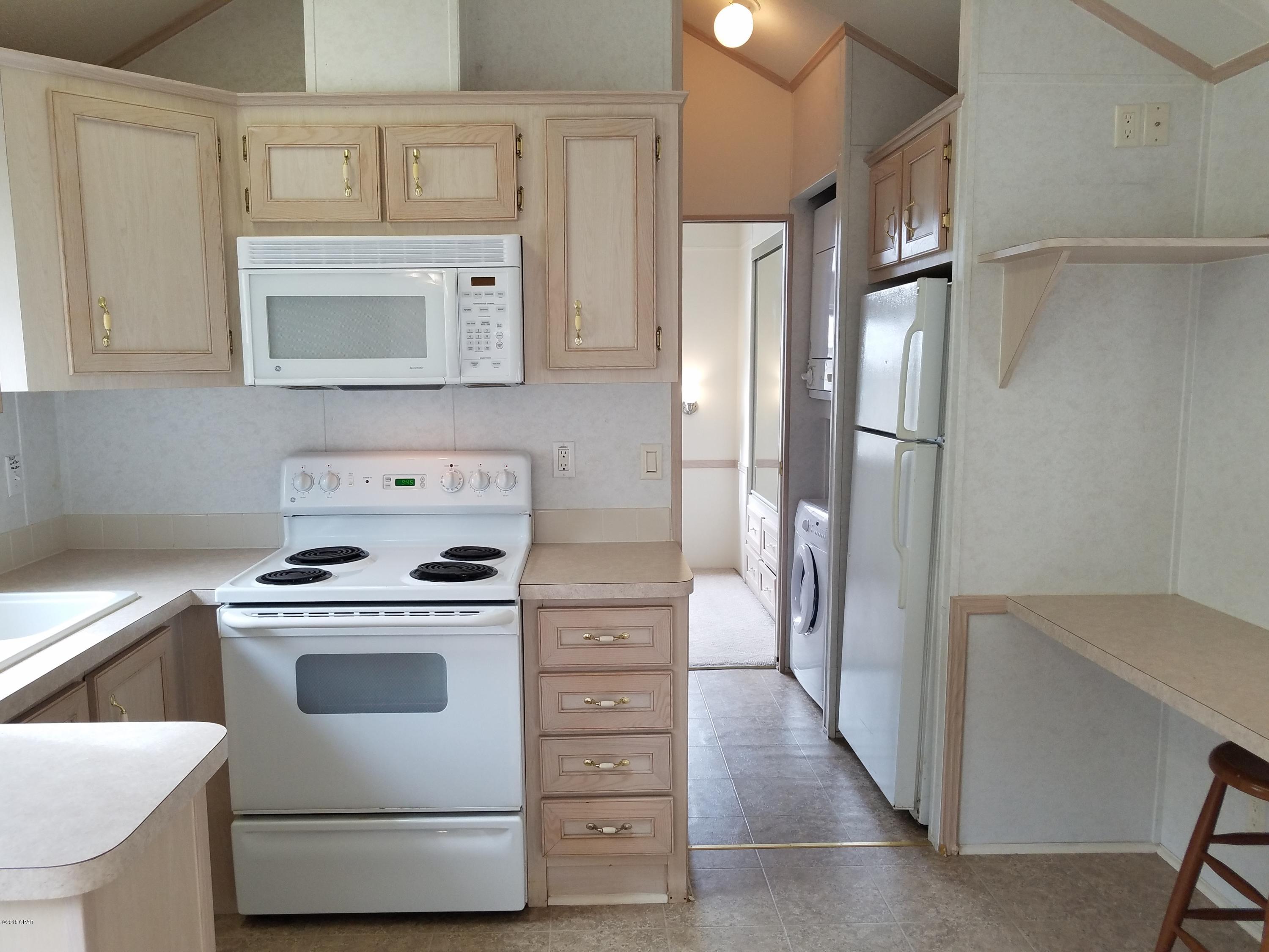 Emerald Pointe Resort - Residential