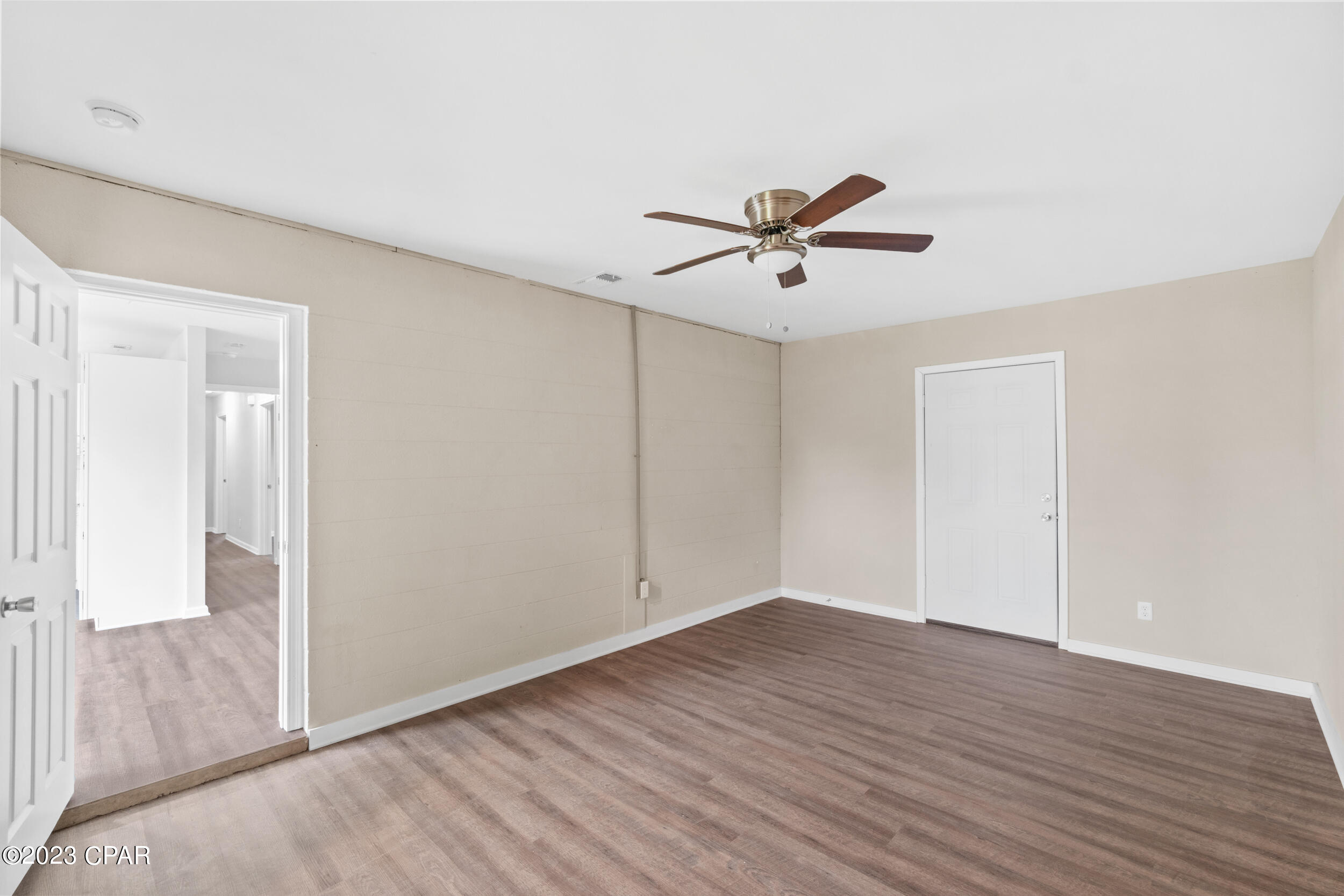 [No Recorded Subdiv] - Residential