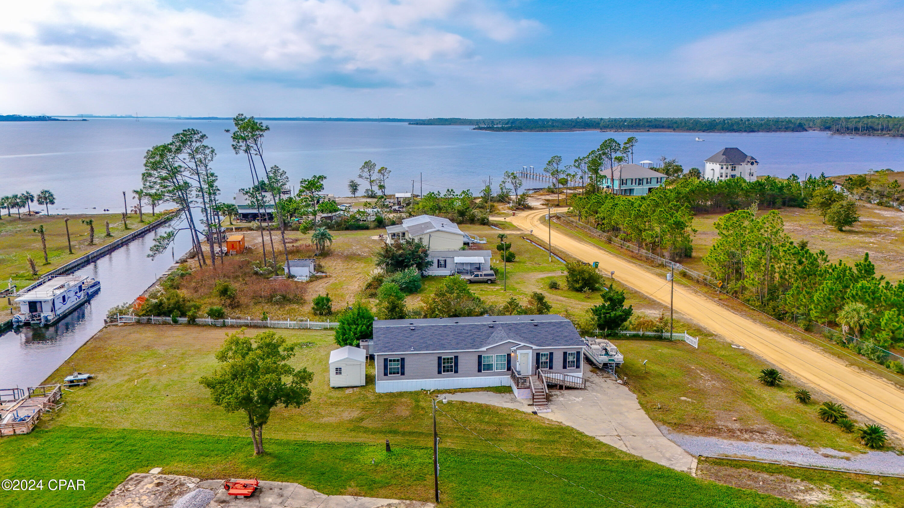 [No Recorded Subdiv] - Residential