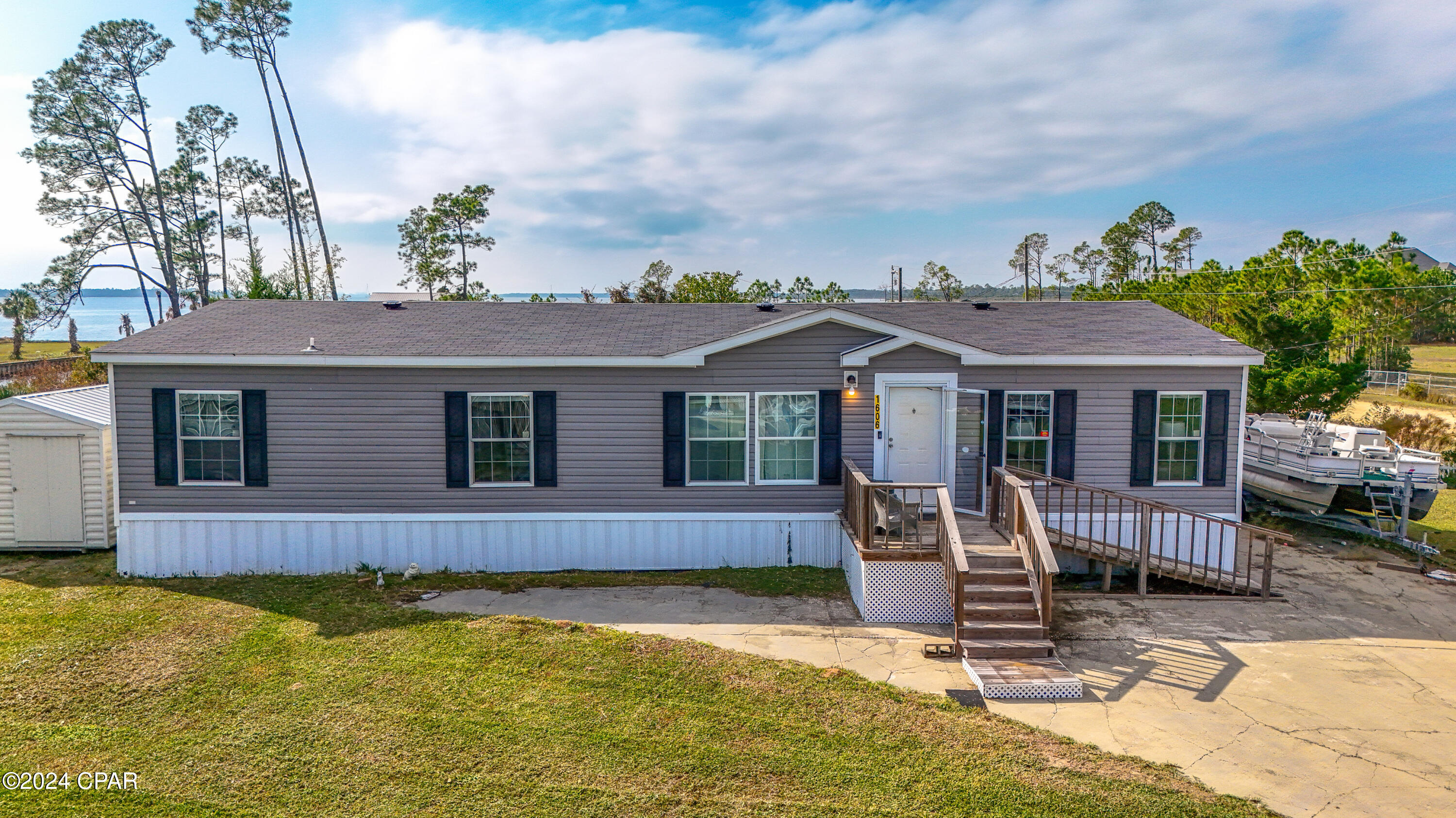 [No Recorded Subdiv] - Residential