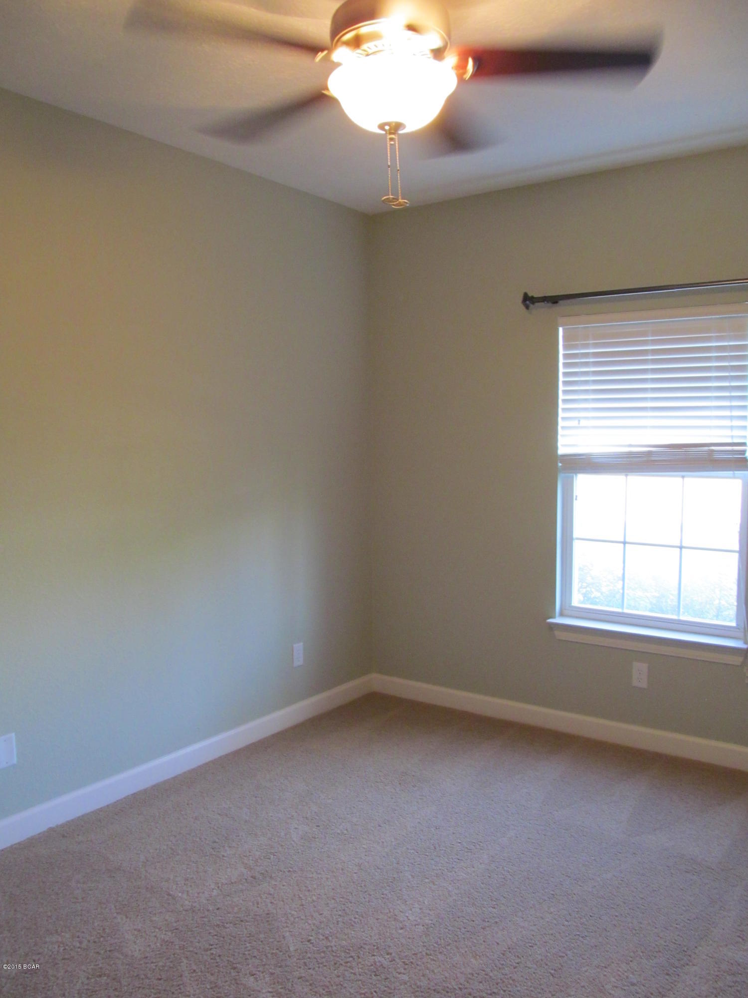 North Lagoon Oaks 7th Add - Residential Lease