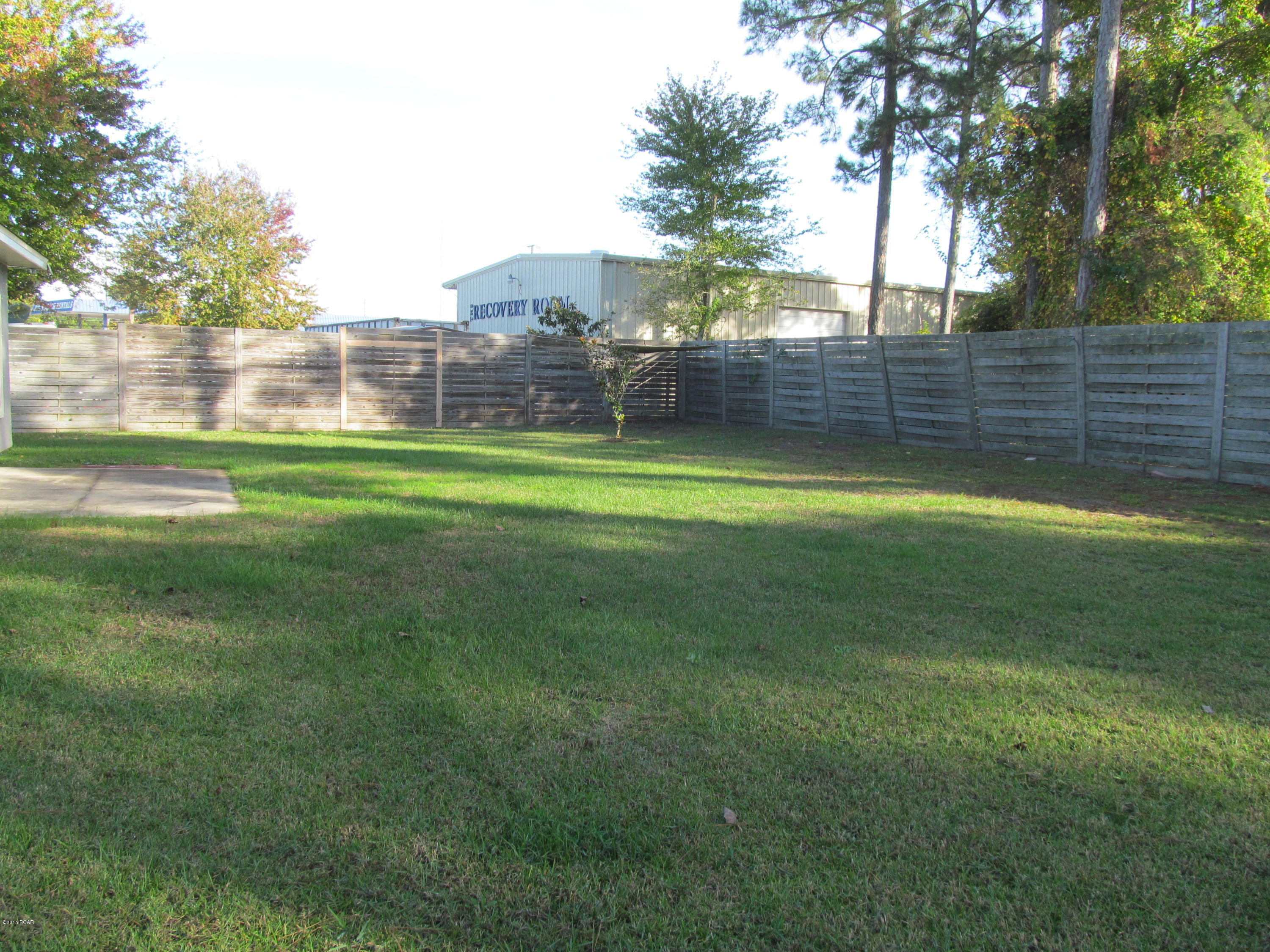 North Lagoon Oaks 7th Add - Residential Lease