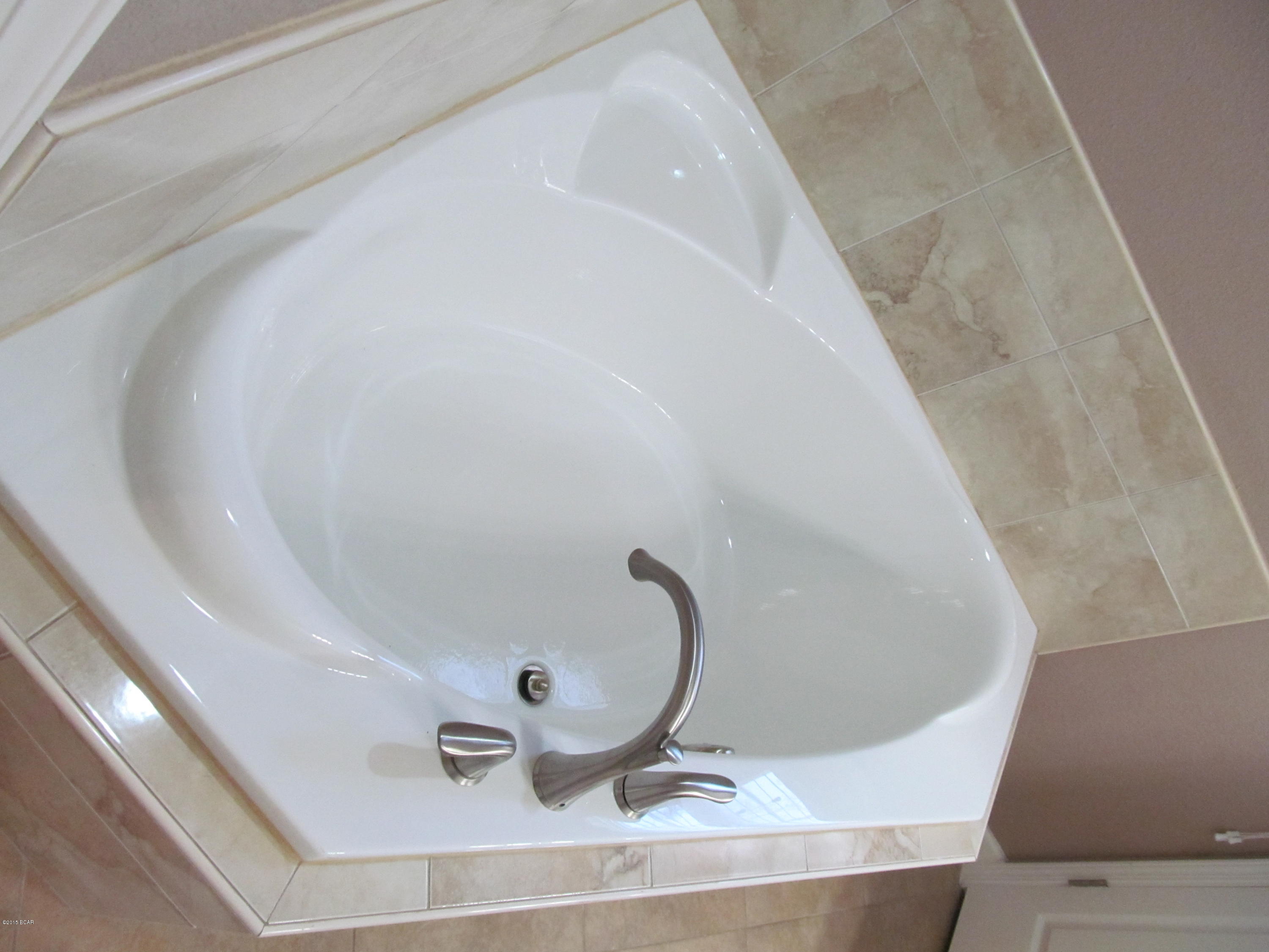 North Lagoon Oaks 7th Add - Residential Lease