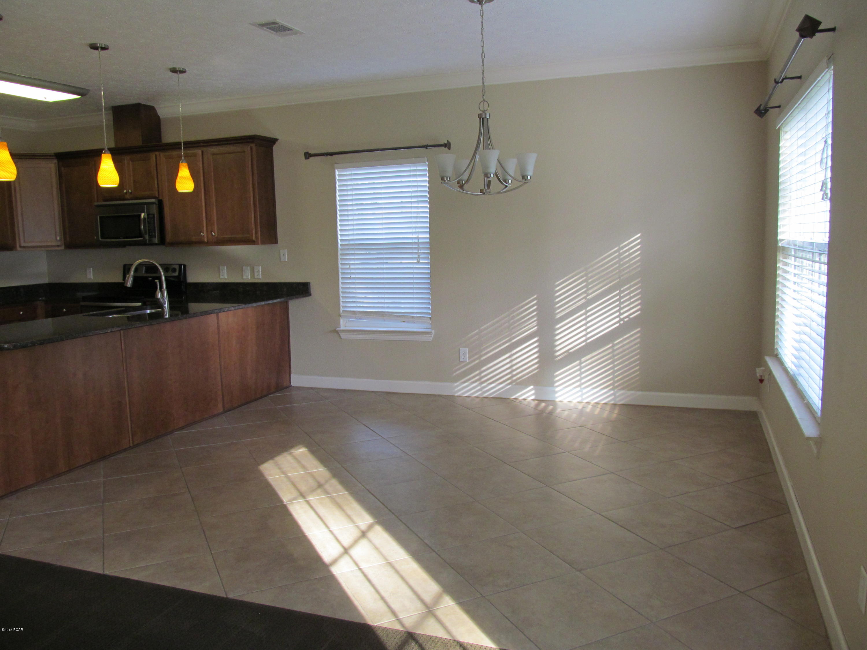 North Lagoon Oaks 7th Add - Residential Lease