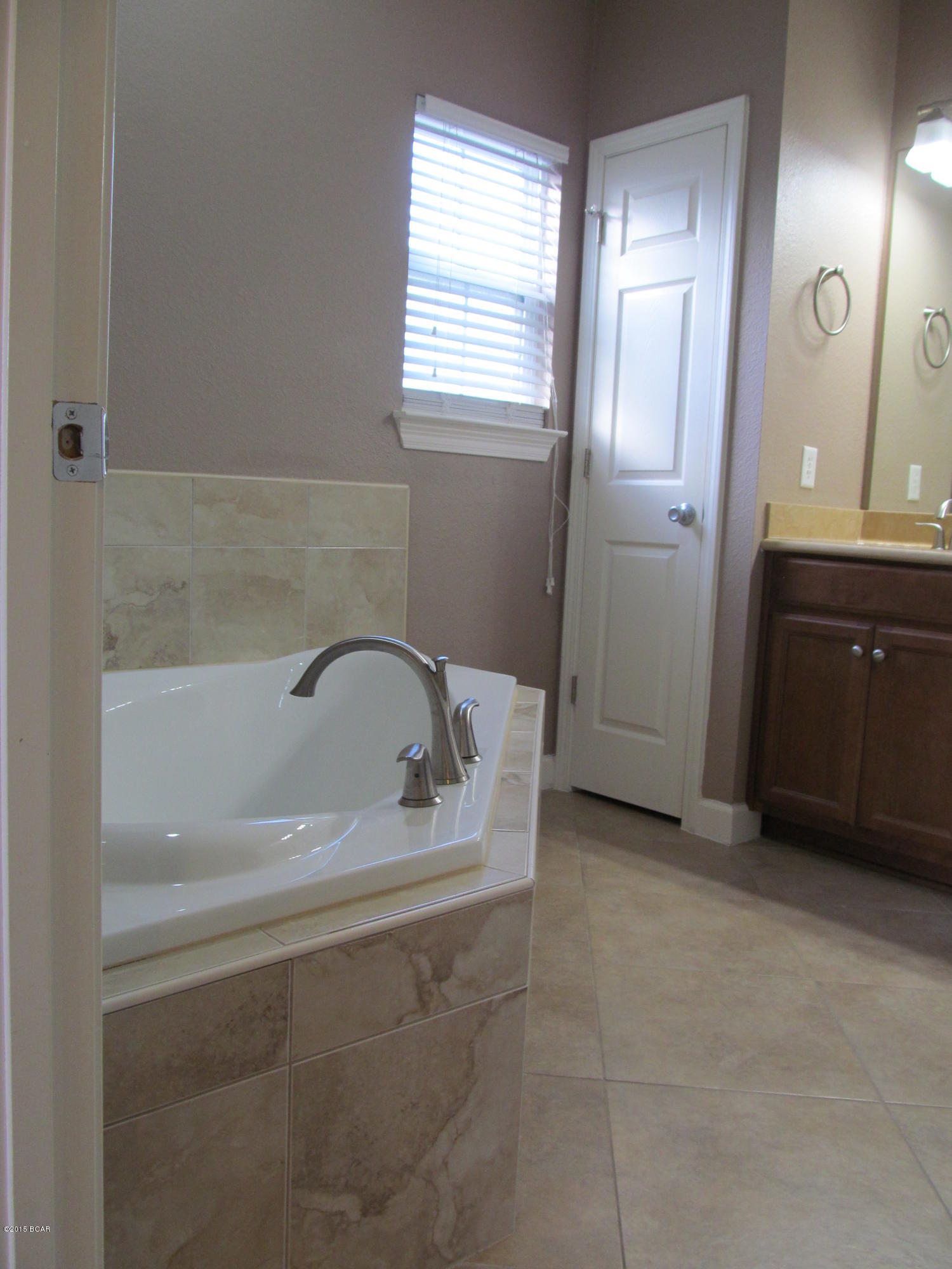 North Lagoon Oaks 7th Add - Residential Lease