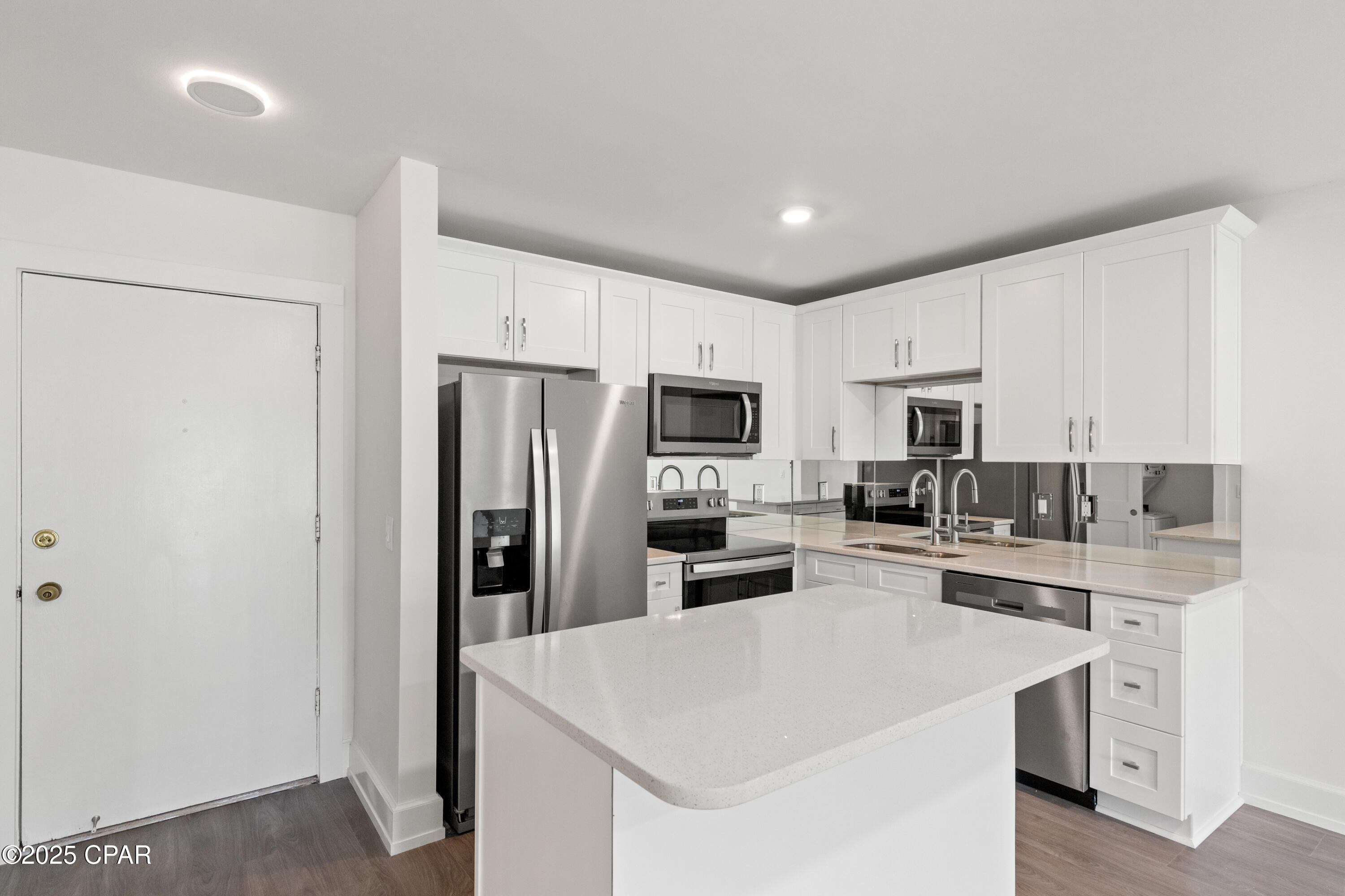 Bay Point Studio Villas Unit 2 - Residential