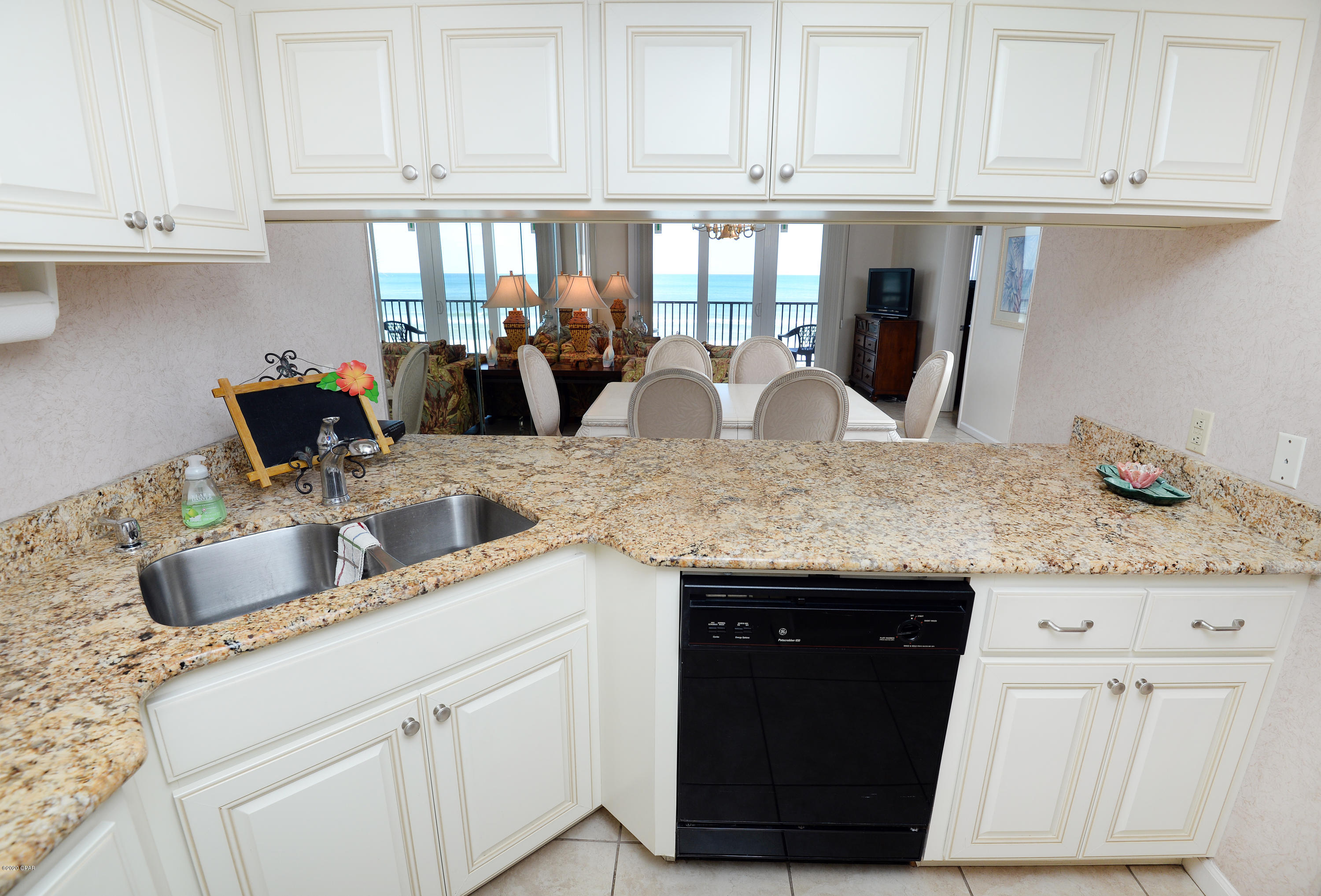 Sun Seeker Condo - Residential