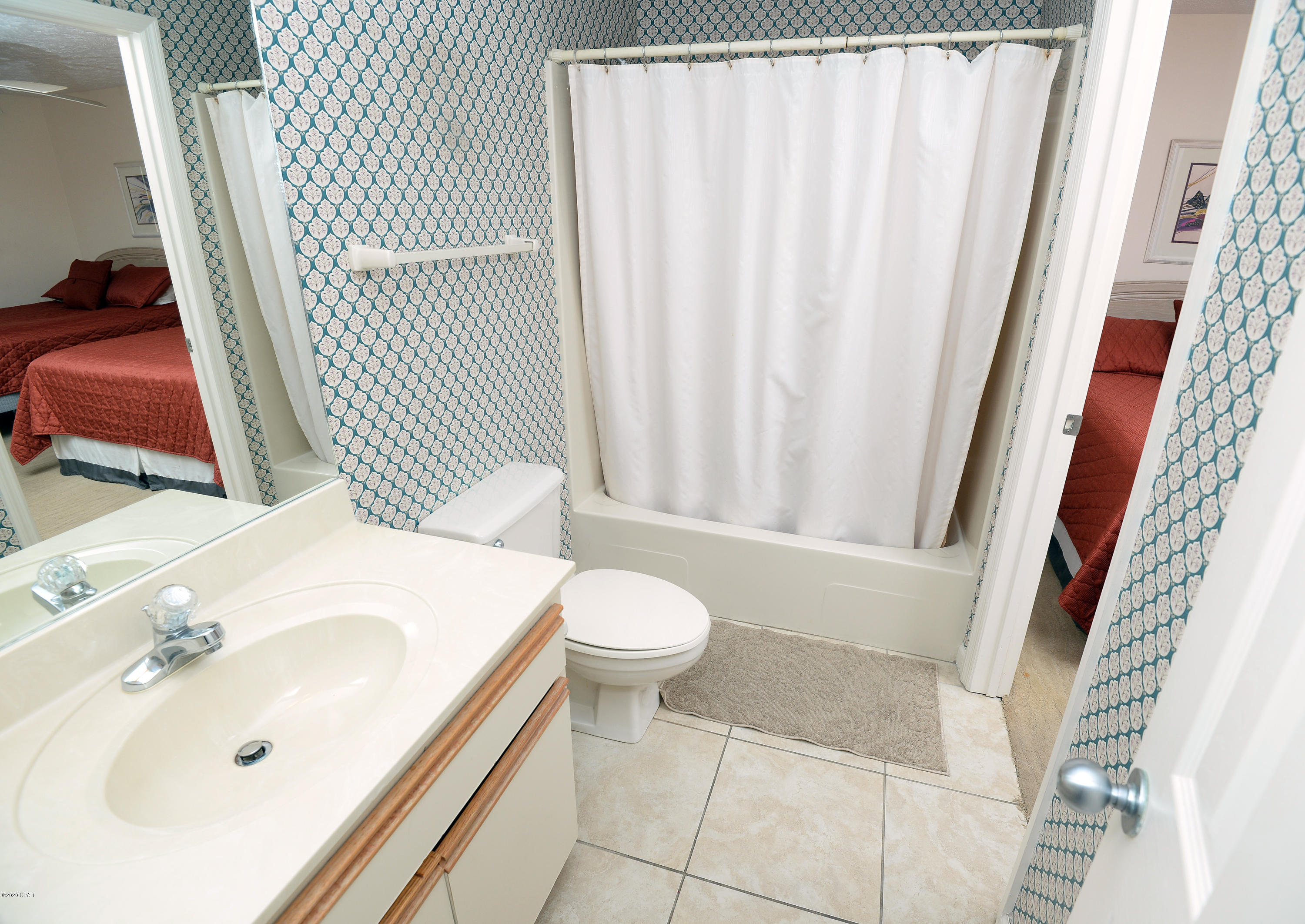 Sun Seeker Condo - Residential