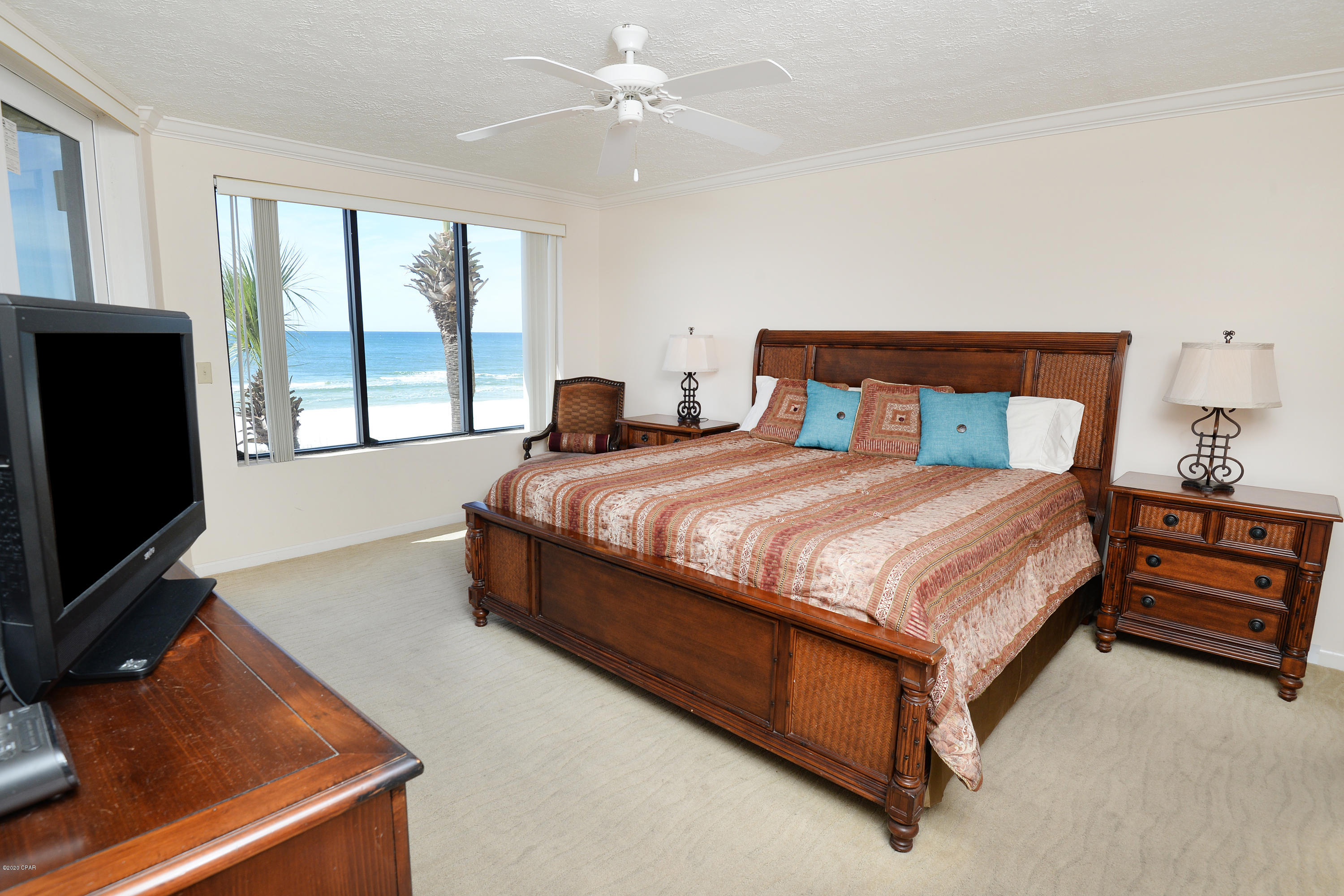 Sun Seeker Condo - Residential