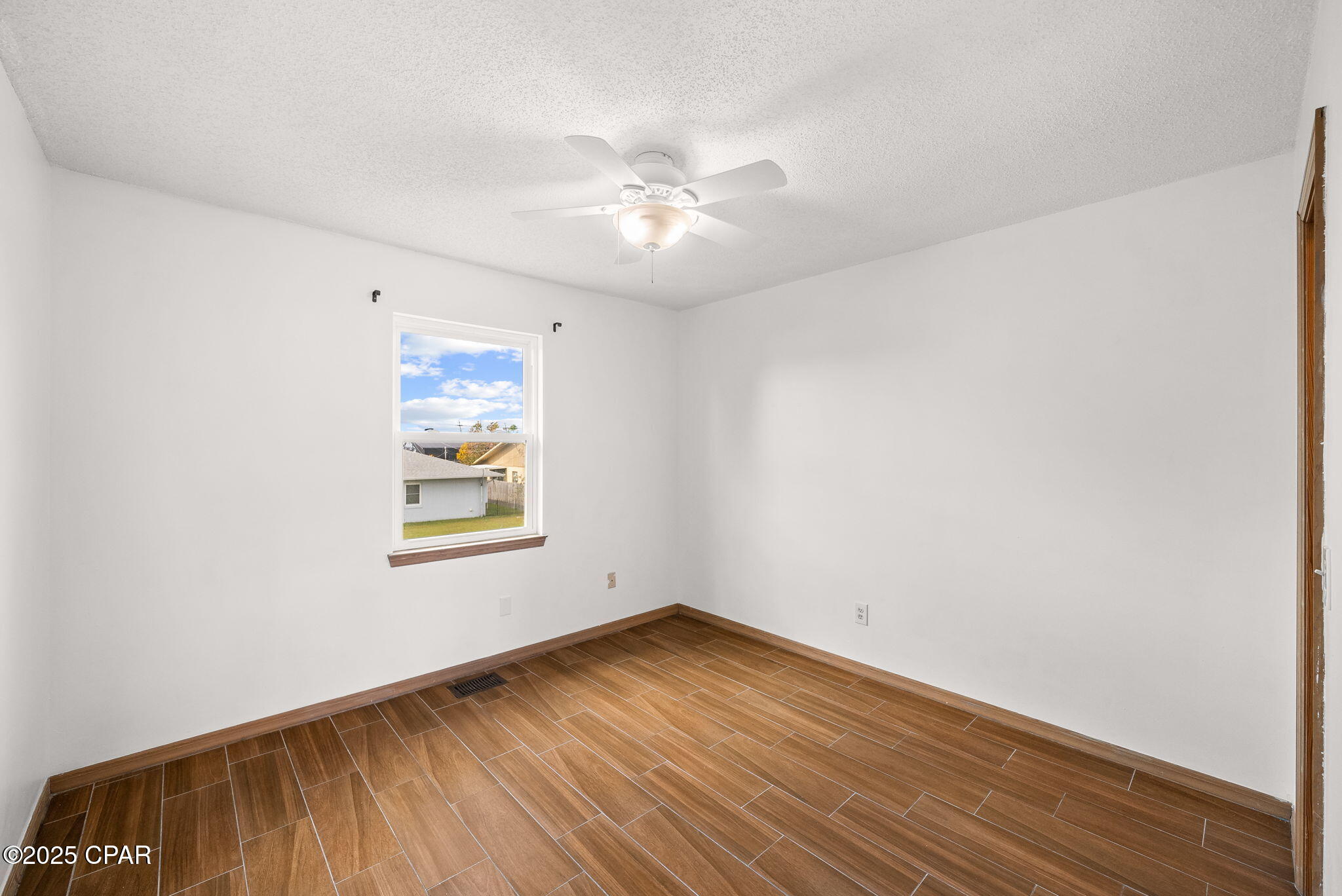 Belaire Estates U-6 - Residential