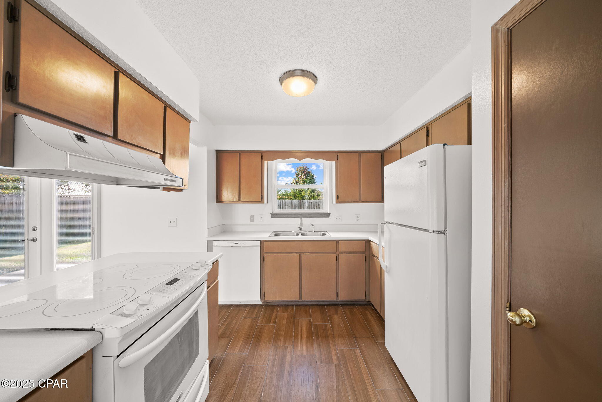 Belaire Estates U-6 - Residential