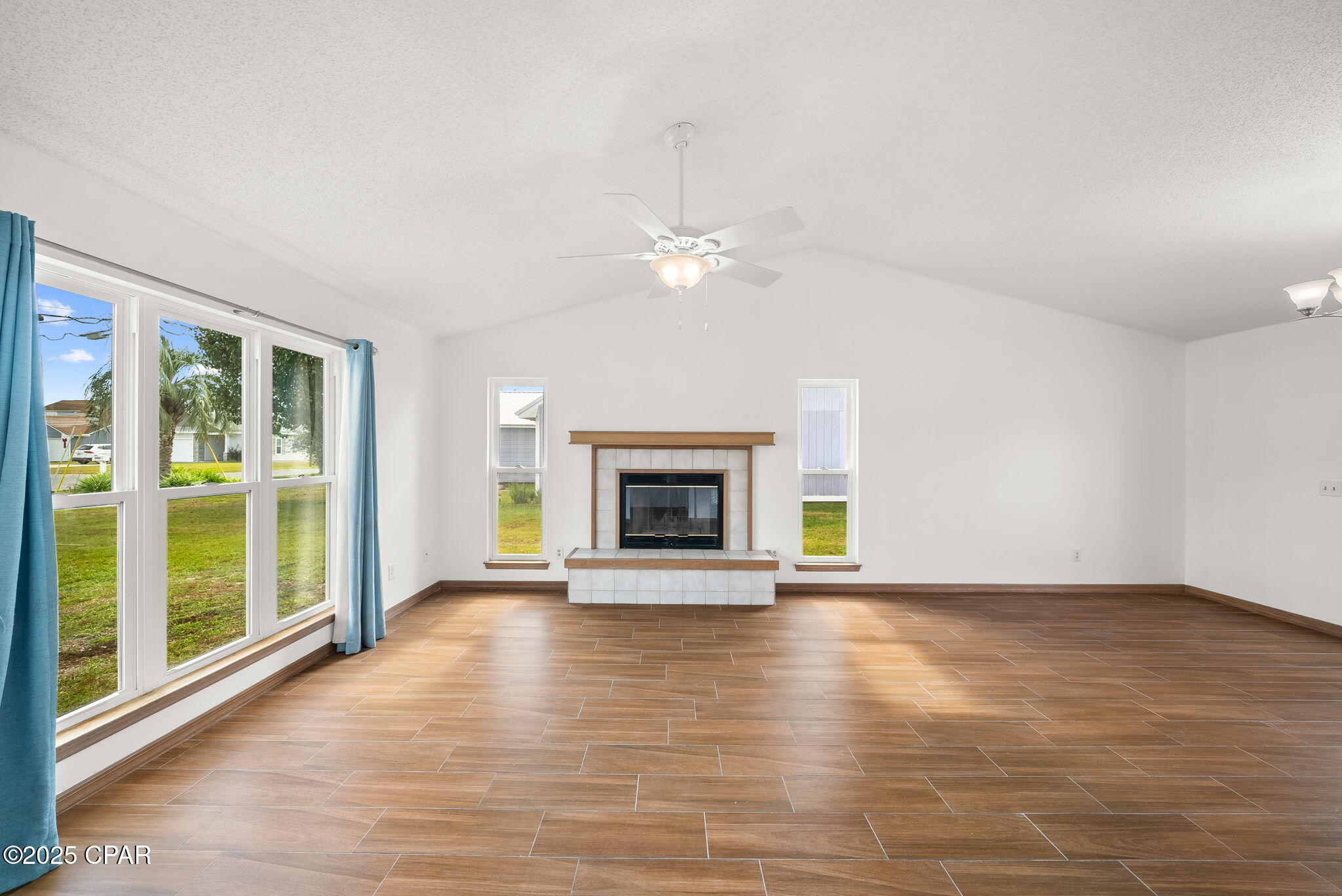 Belaire Estates U-6 - Residential