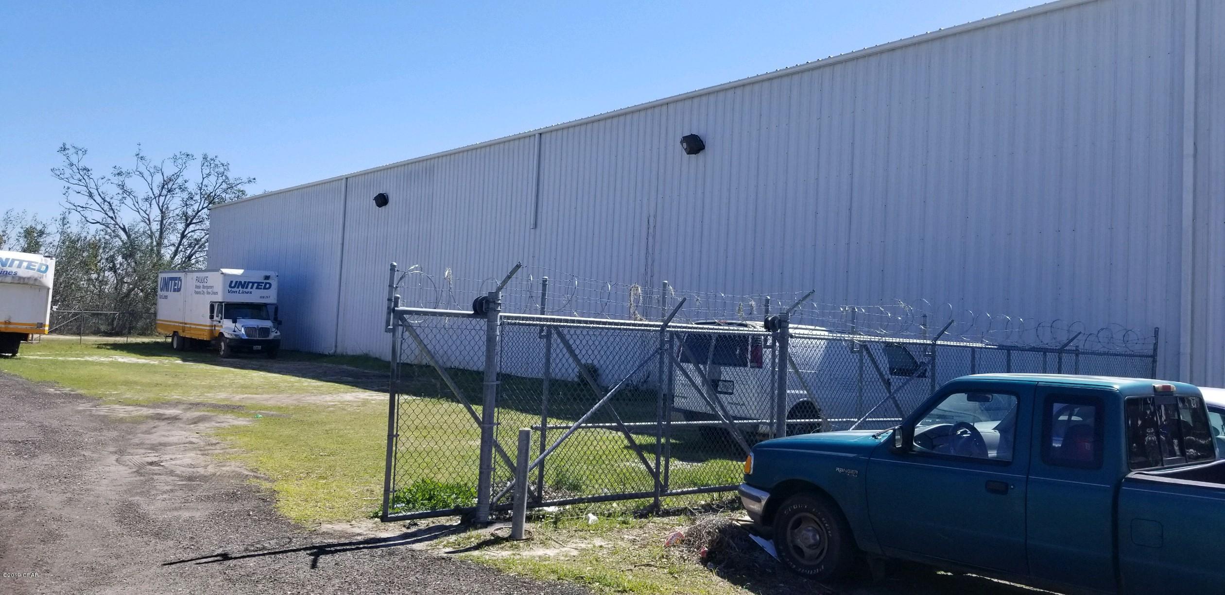 [No Recorded Subdiv] - Commercial Sale