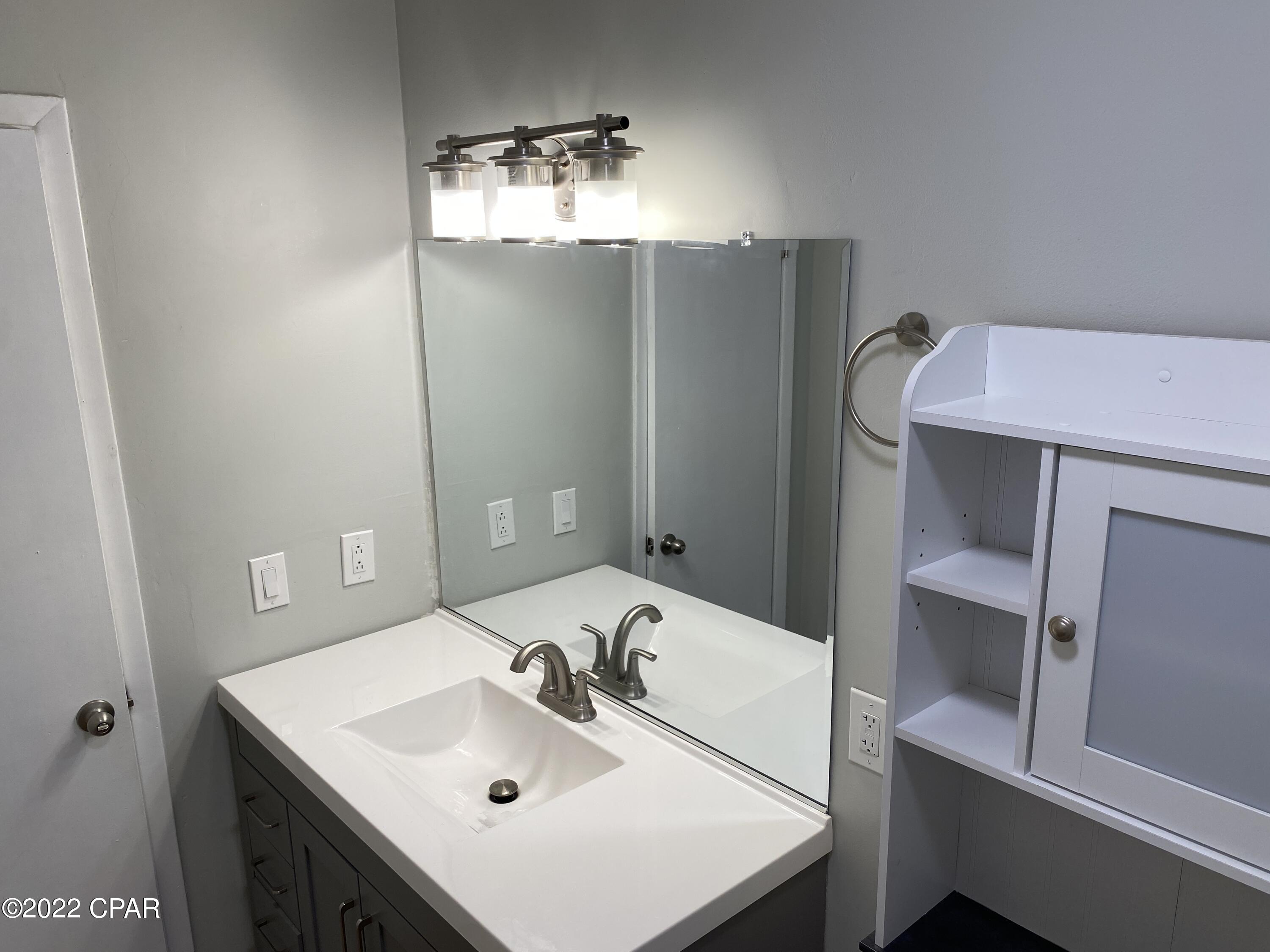 Valparaiso Pinecrest 6 - Residential