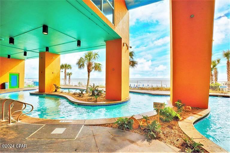 Splash Condo - Residential