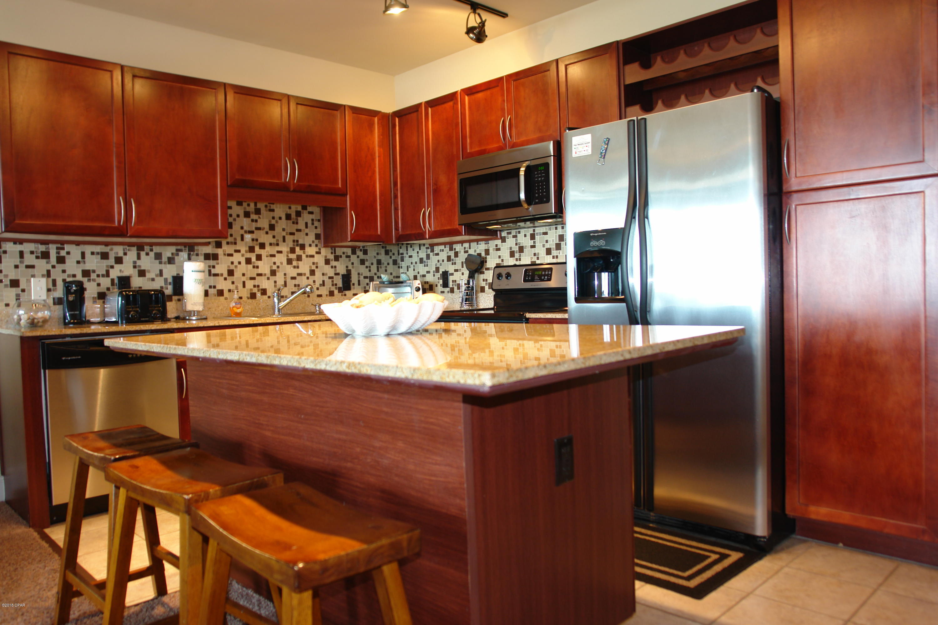 Laketown Wharf - Residential