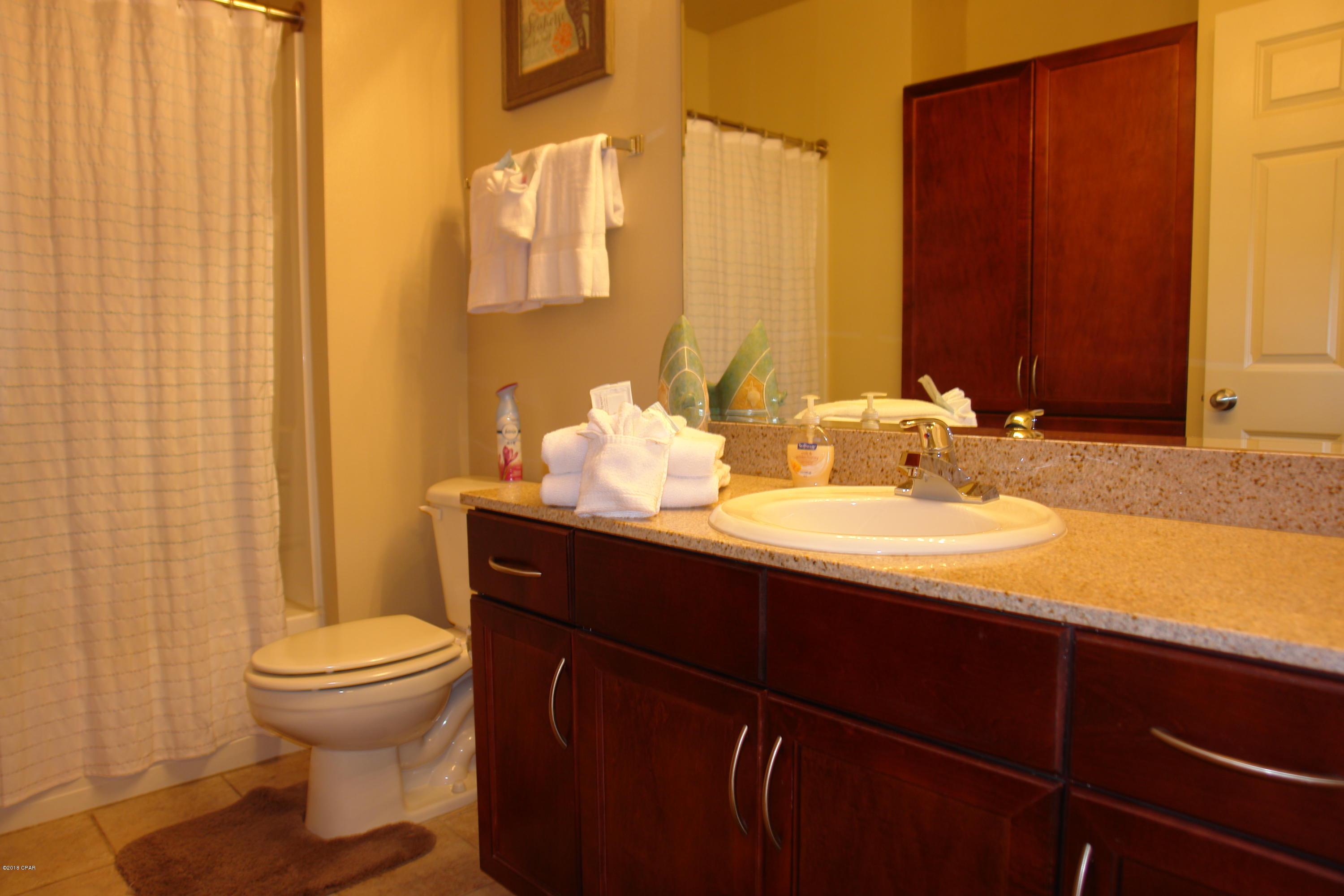 Laketown Wharf - Residential