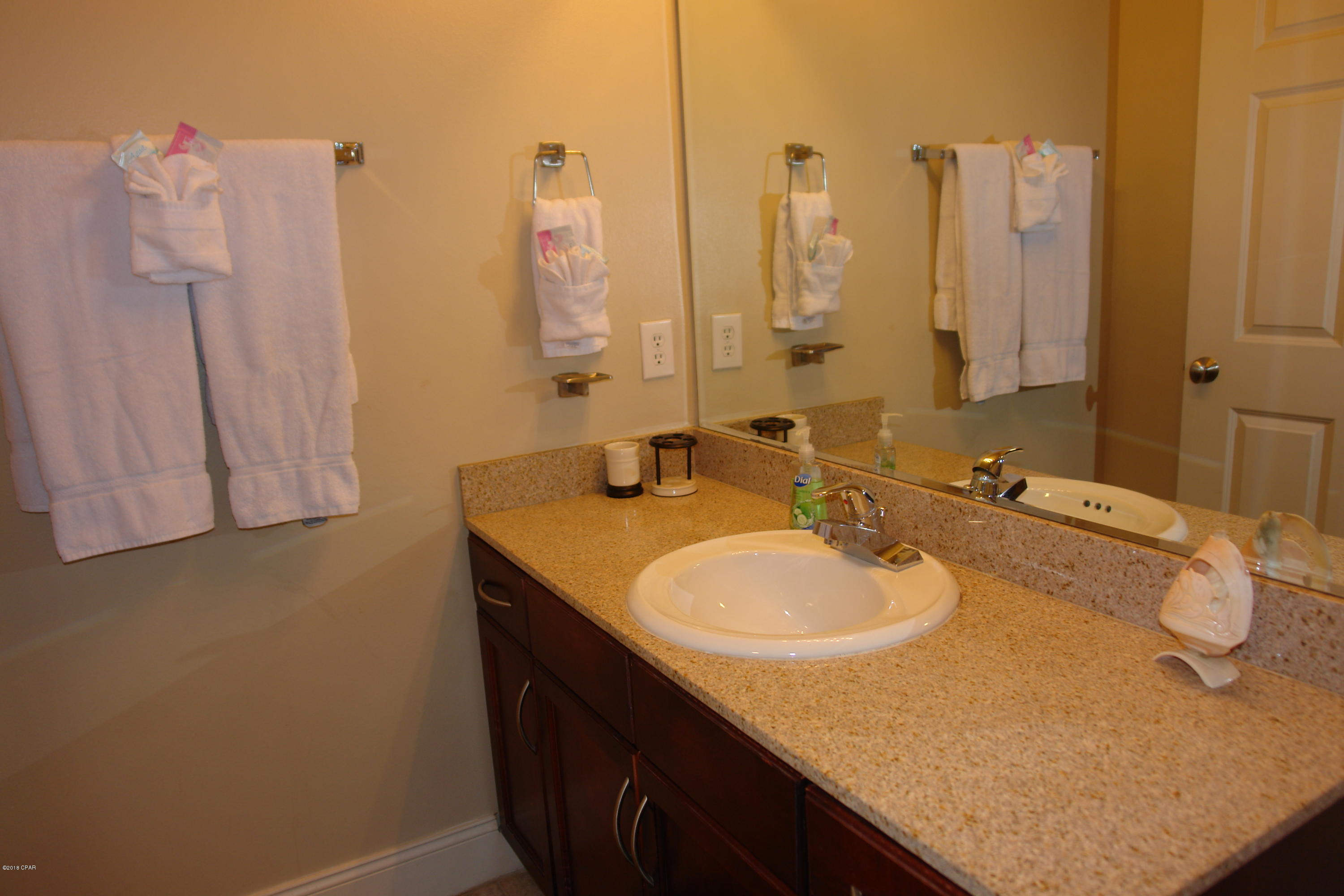 Laketown Wharf - Residential