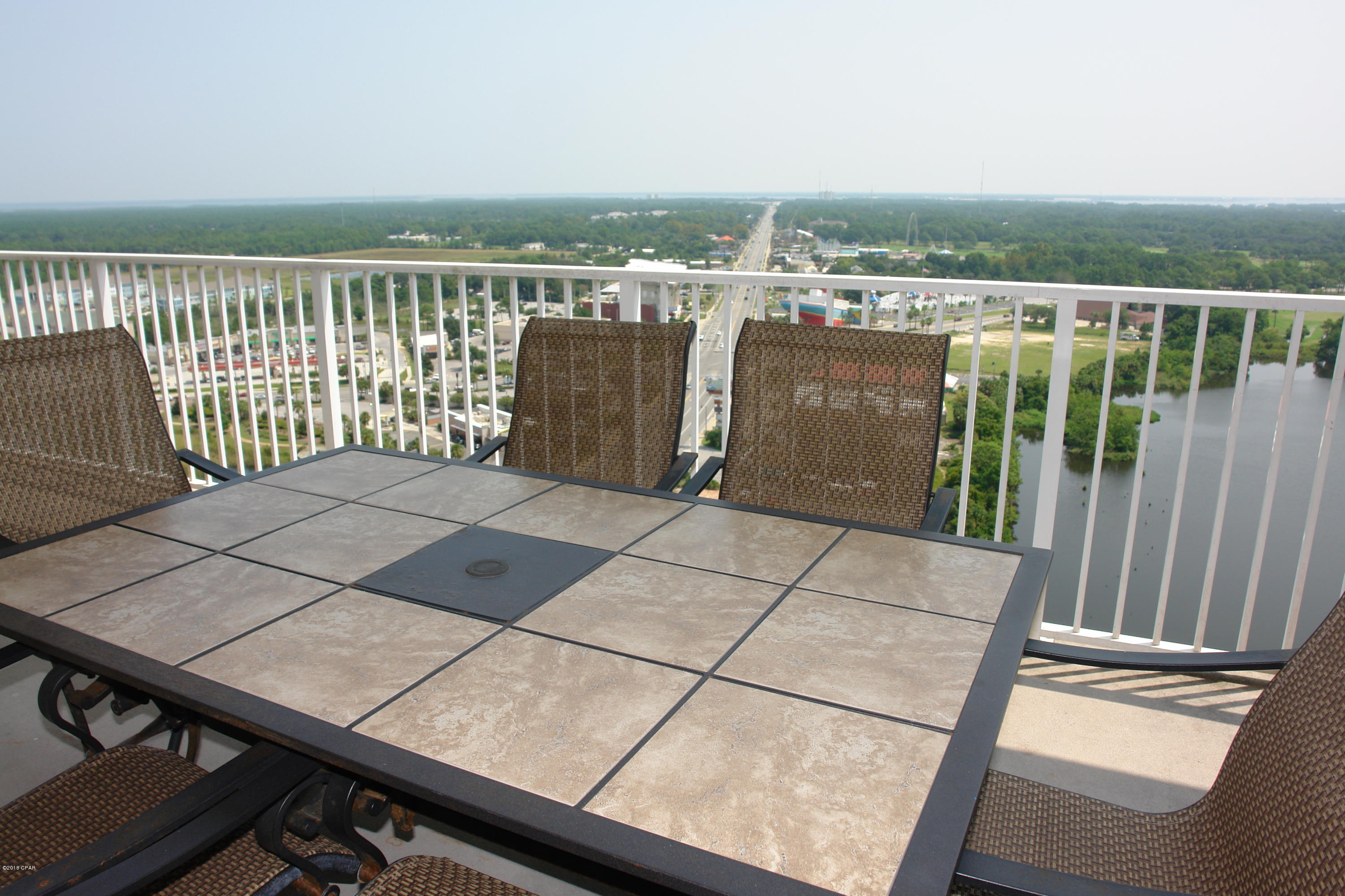 Laketown Wharf - Residential