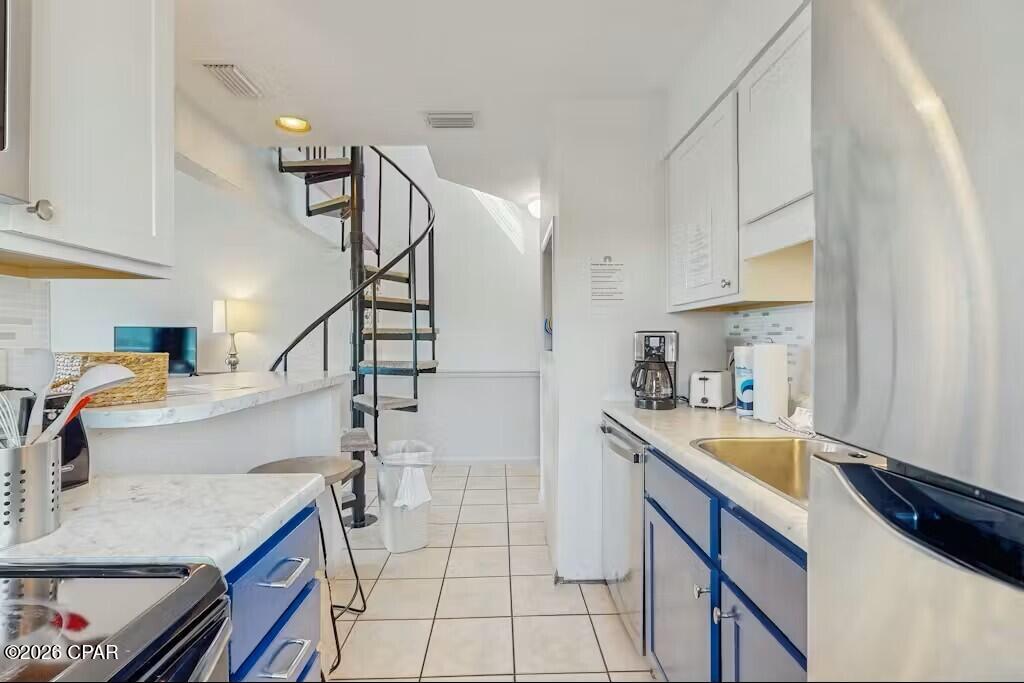 Nautical Watch II - Residential