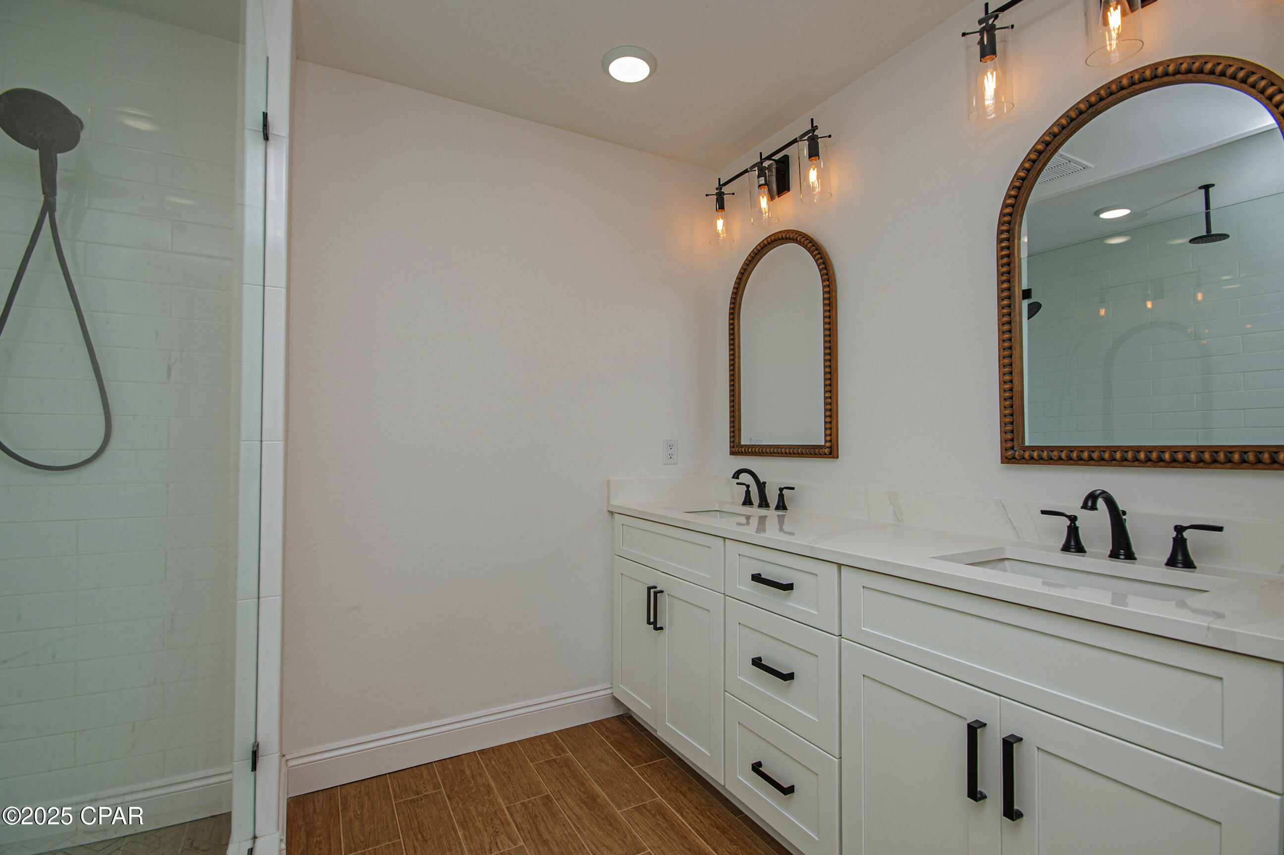 Kings Point - Residential