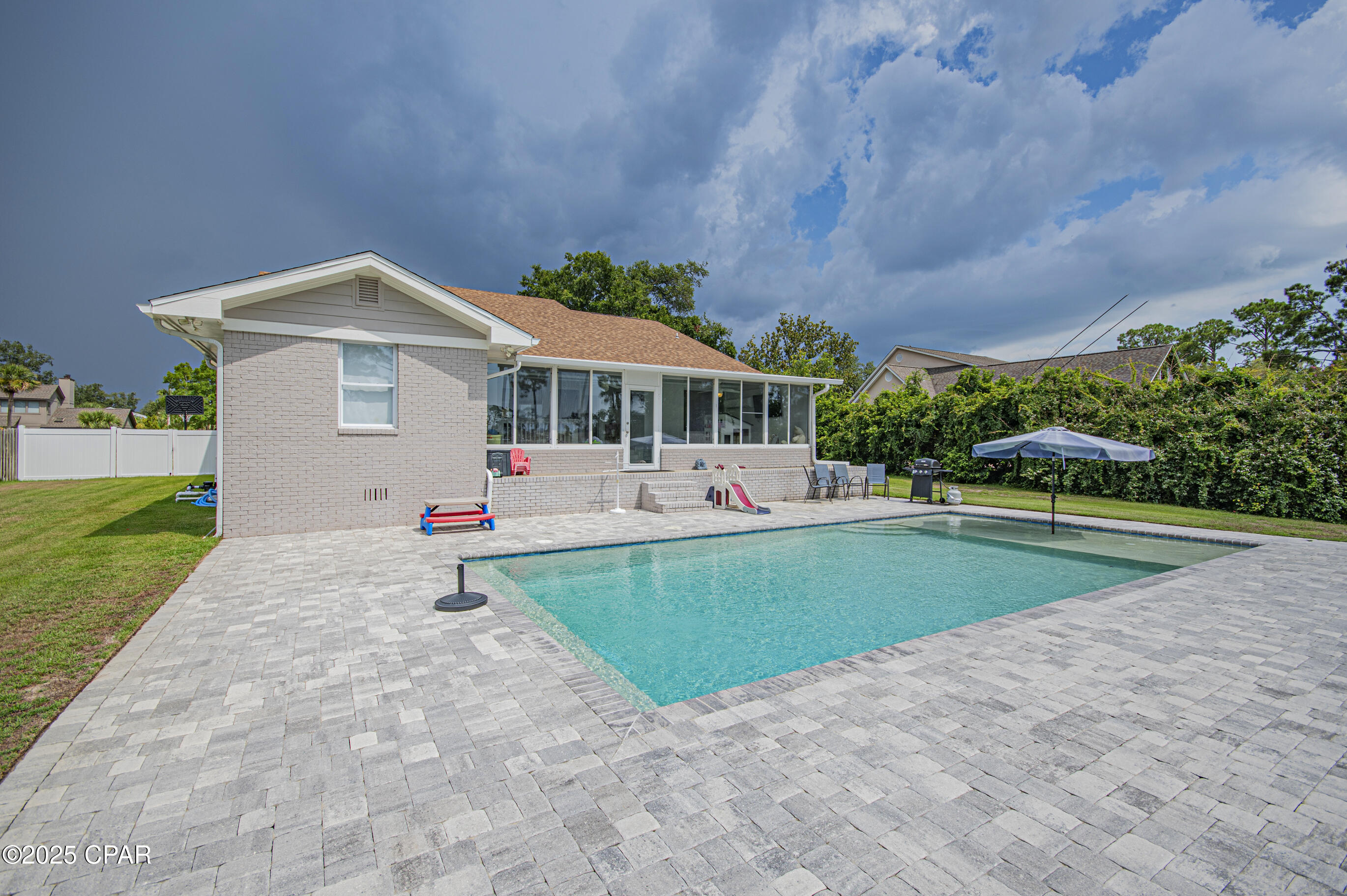 Kings Point - Residential