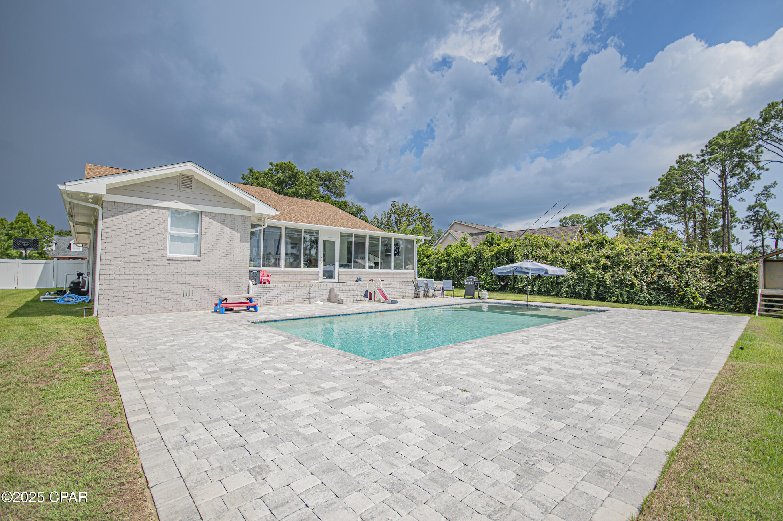 Kings Point - Residential