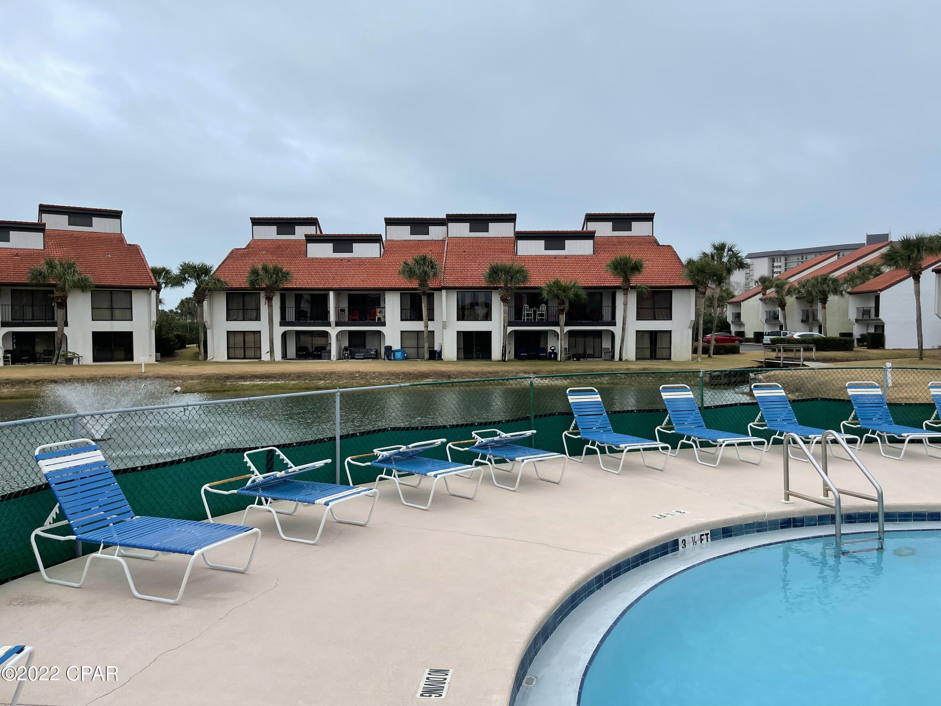 Edgewater Golf Villas IV - Residential