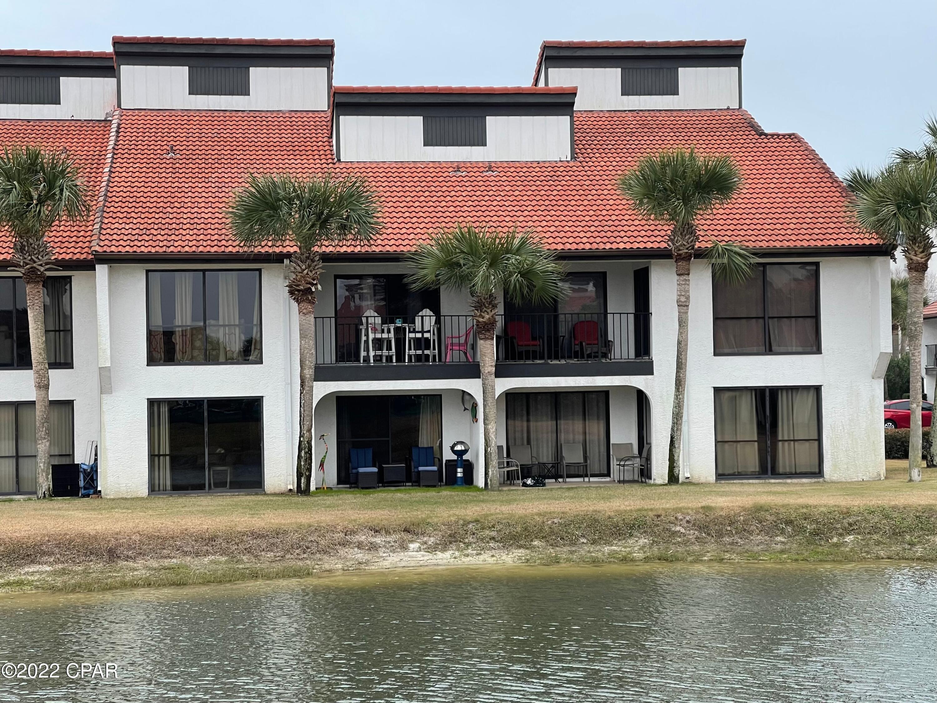 Edgewater Golf Villas IV - Residential