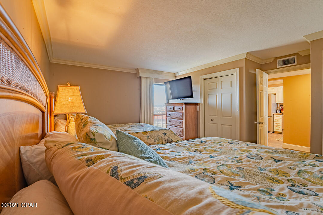 Edgewater Tower I - Residential