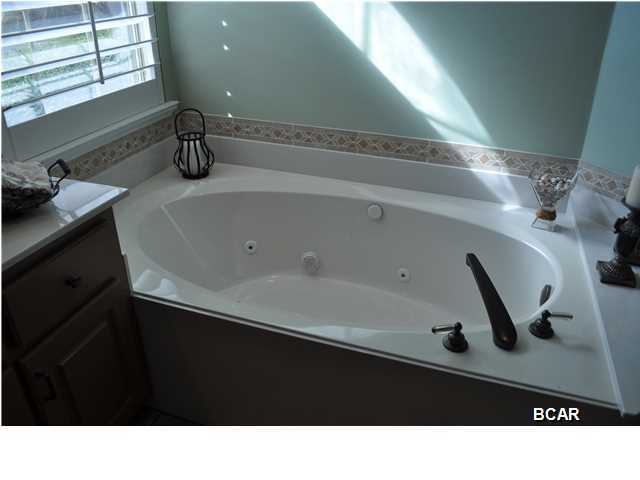 Legend Place Condo Phase 1 - Residential