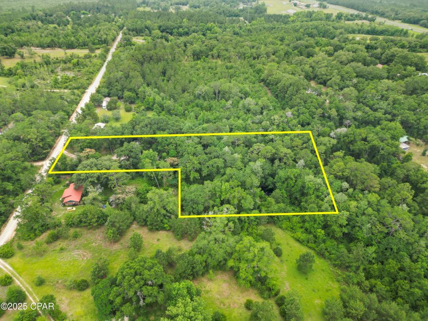 Discover the potential of this 4-acre property located at 1722 Linda Lane in Bonifay, FL. Nestled just off a paved road and offering quick, convenient access to Interstate 10, this parcel is ideal for those seeking a peaceful homesite with easy connectivity. The land features an older mobile home with no value, making it a blank canvas ready for your vision. Essential utilities are already in place, including a well, septic tank, and electric service—saving you time and setup costs. Whether you're looking to build, place a new manufactured home, or invest in land, this property presents a great opportunity in a desirable location.