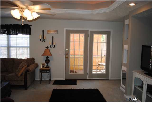 North Lagoon Oaks 8th Add - Residential