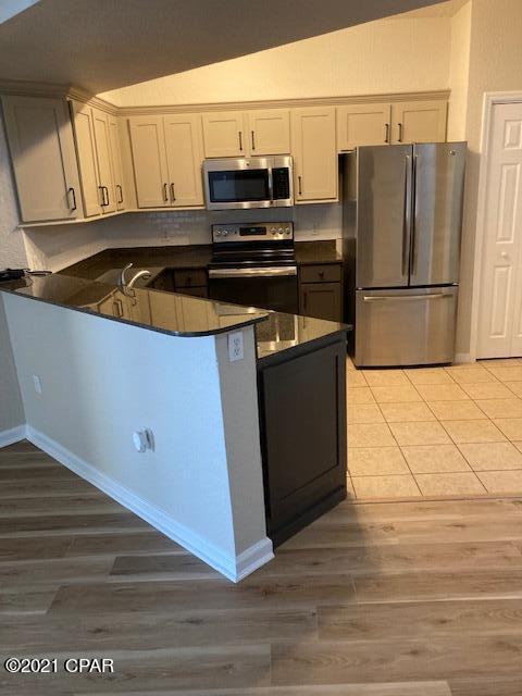 Hibiscus By The Bay - Residential