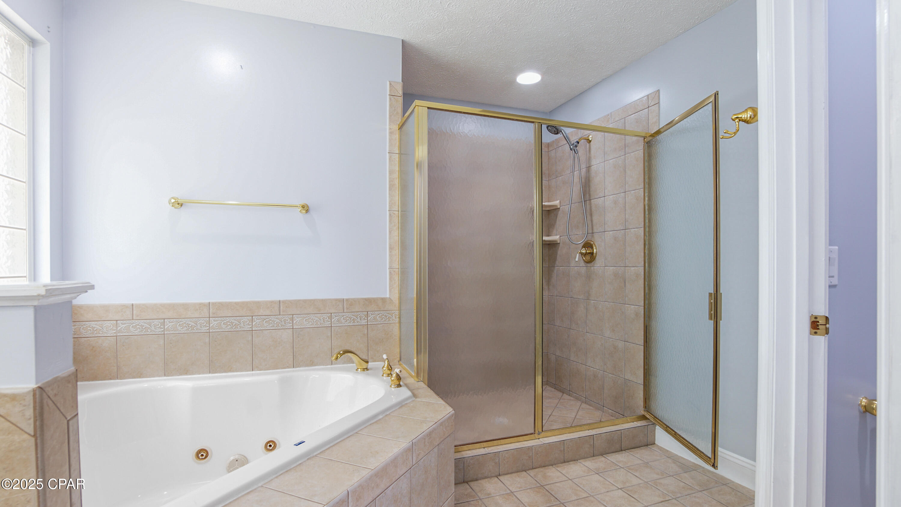 Forest Glenn - Residential