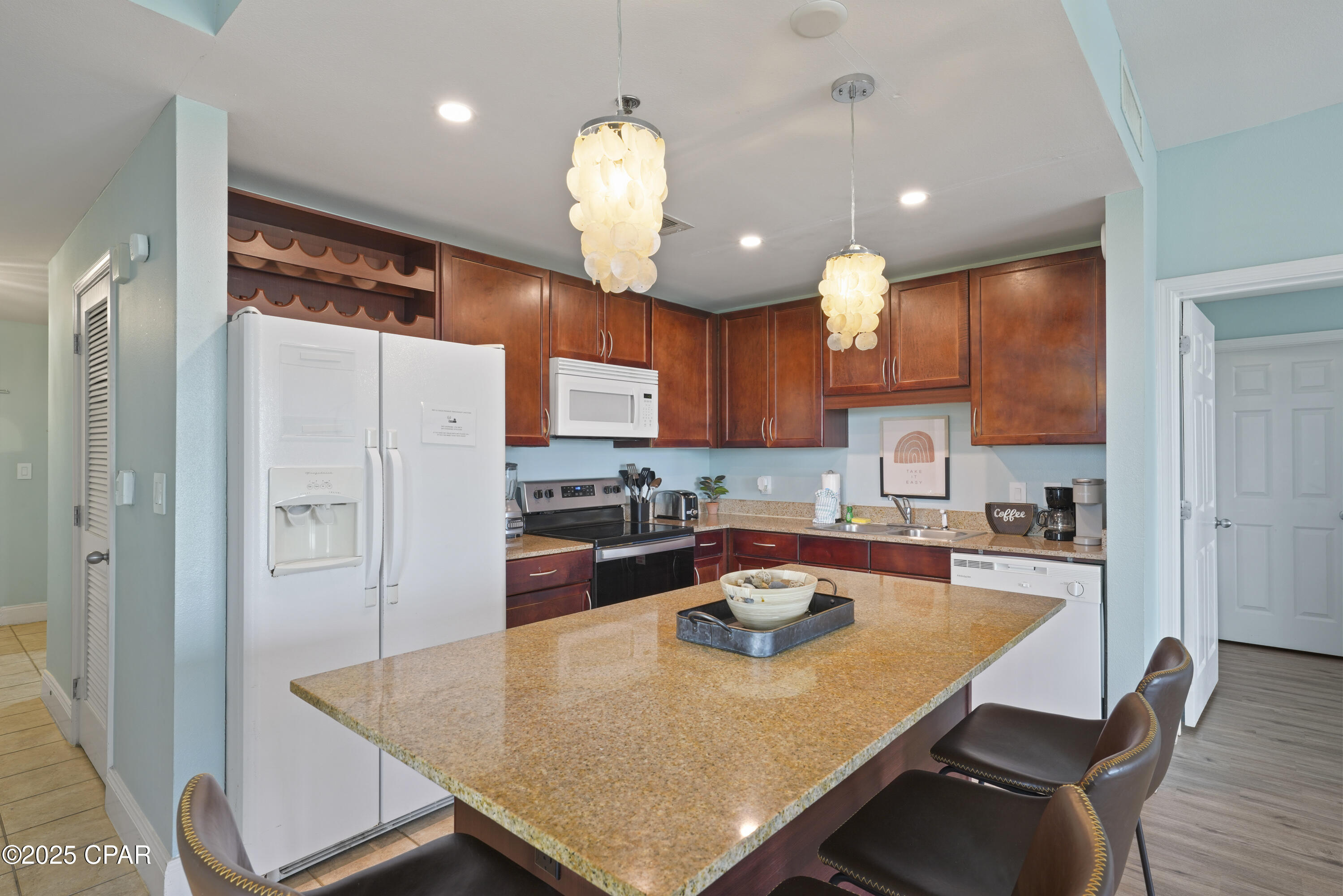 Laketown Wharf - Residential