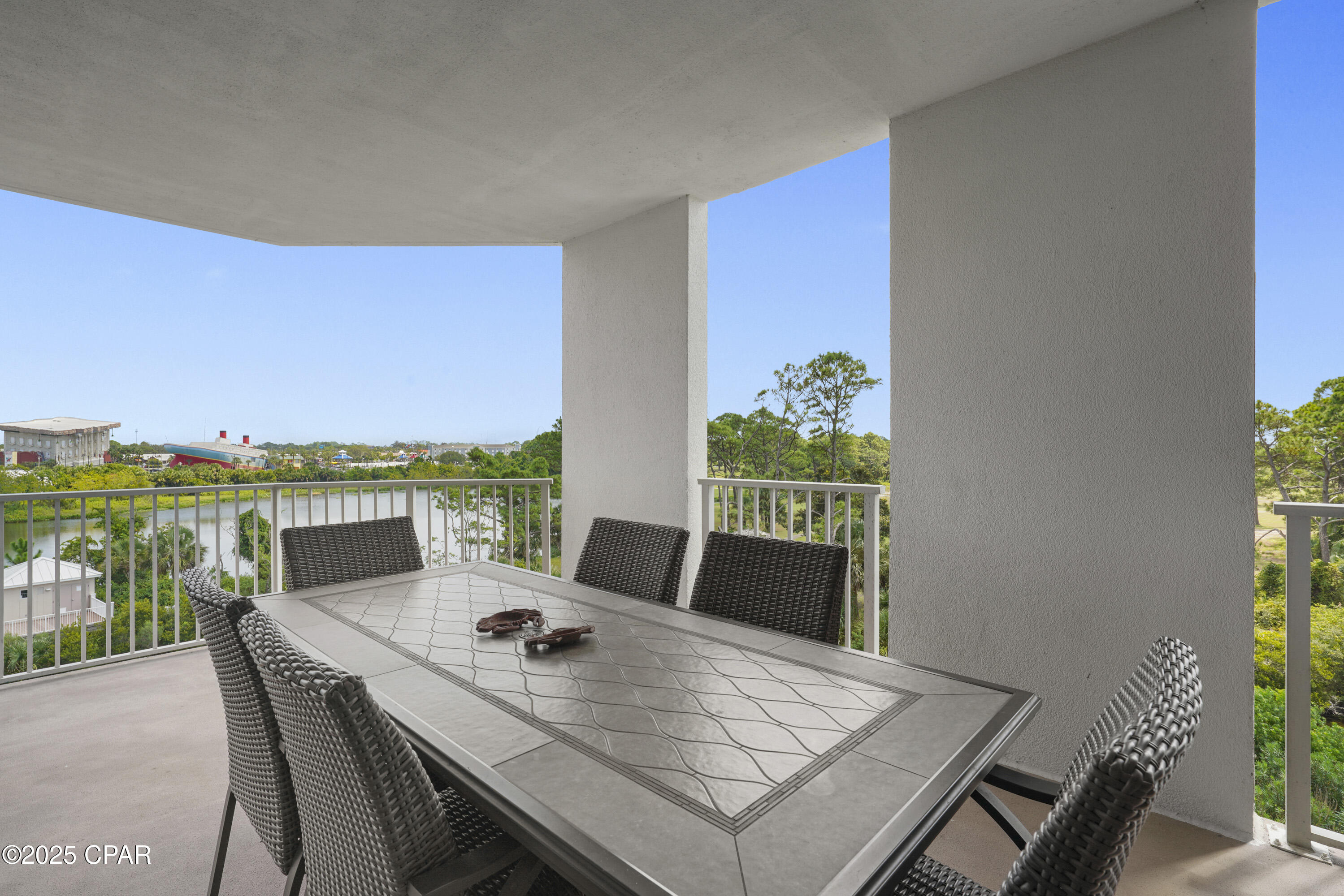 Laketown Wharf - Residential