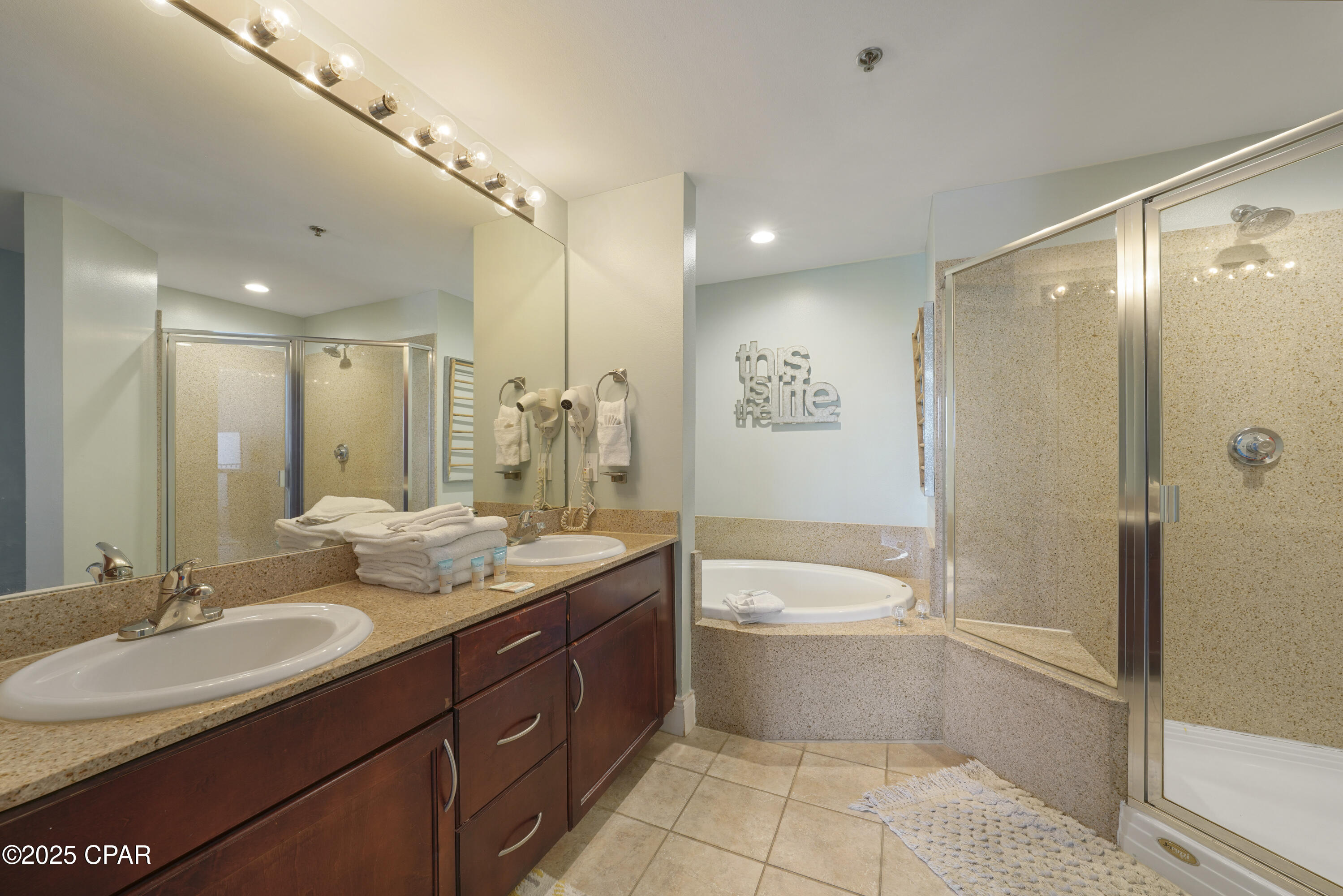 Laketown Wharf - Residential