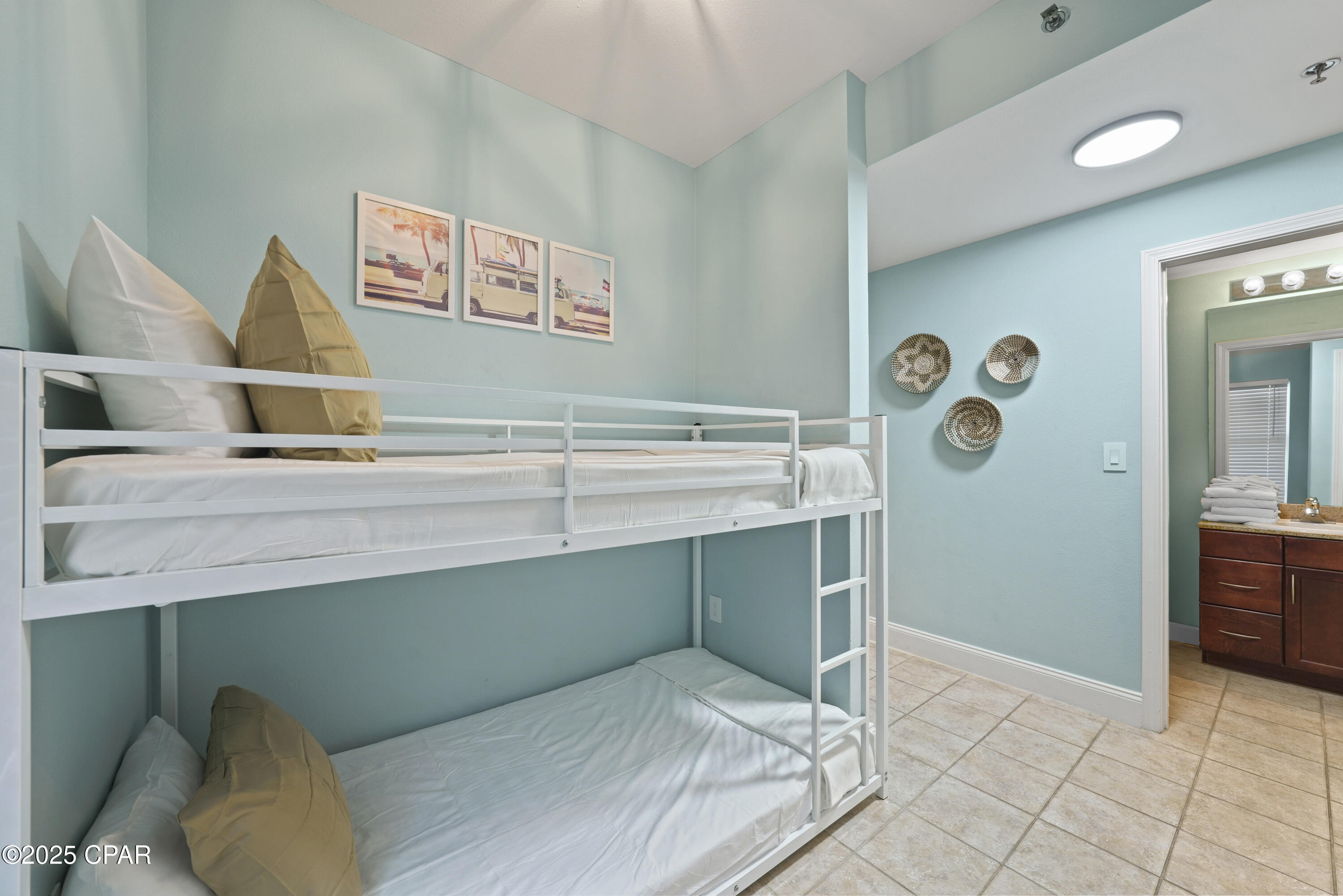 Laketown Wharf - Residential