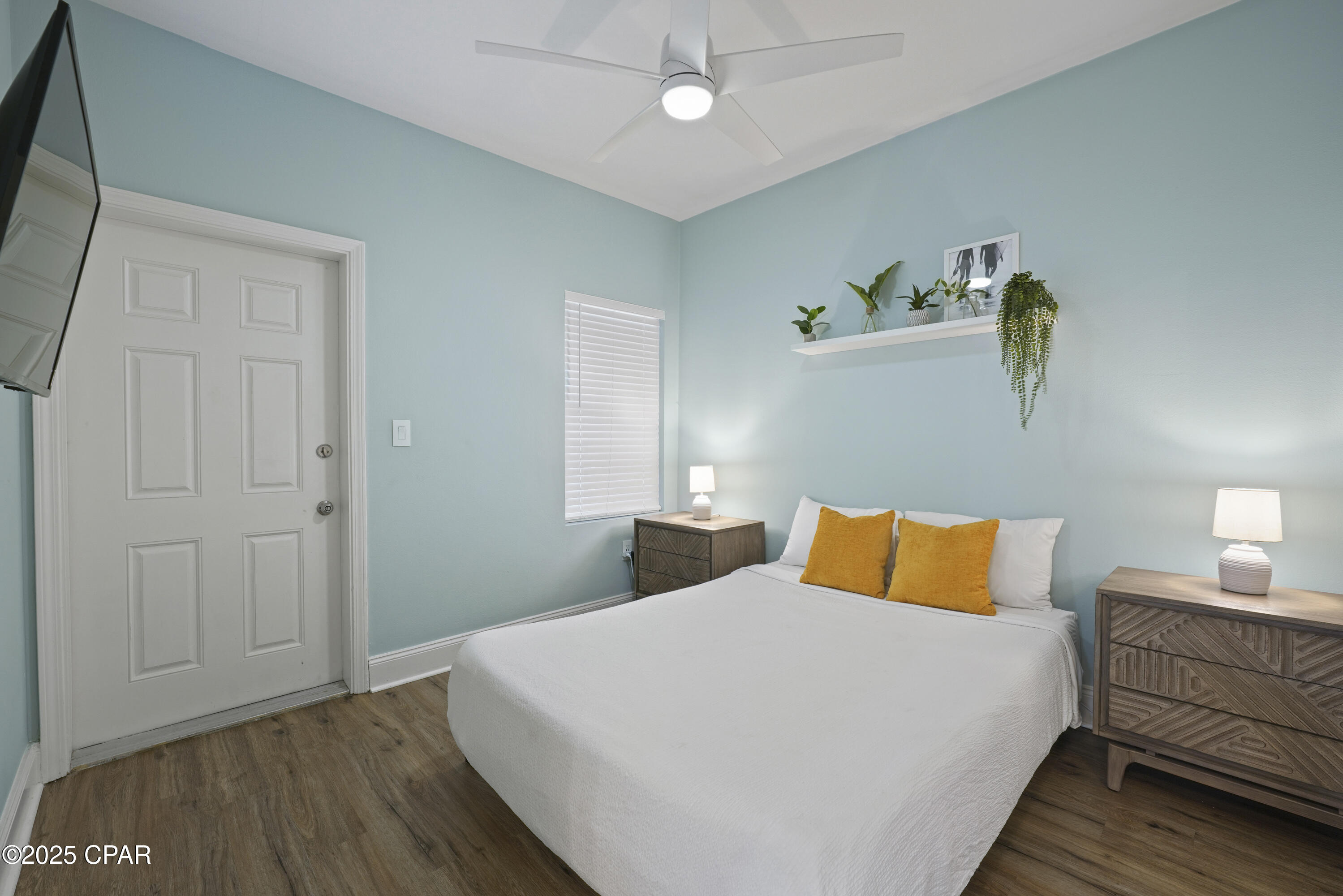 Laketown Wharf - Residential