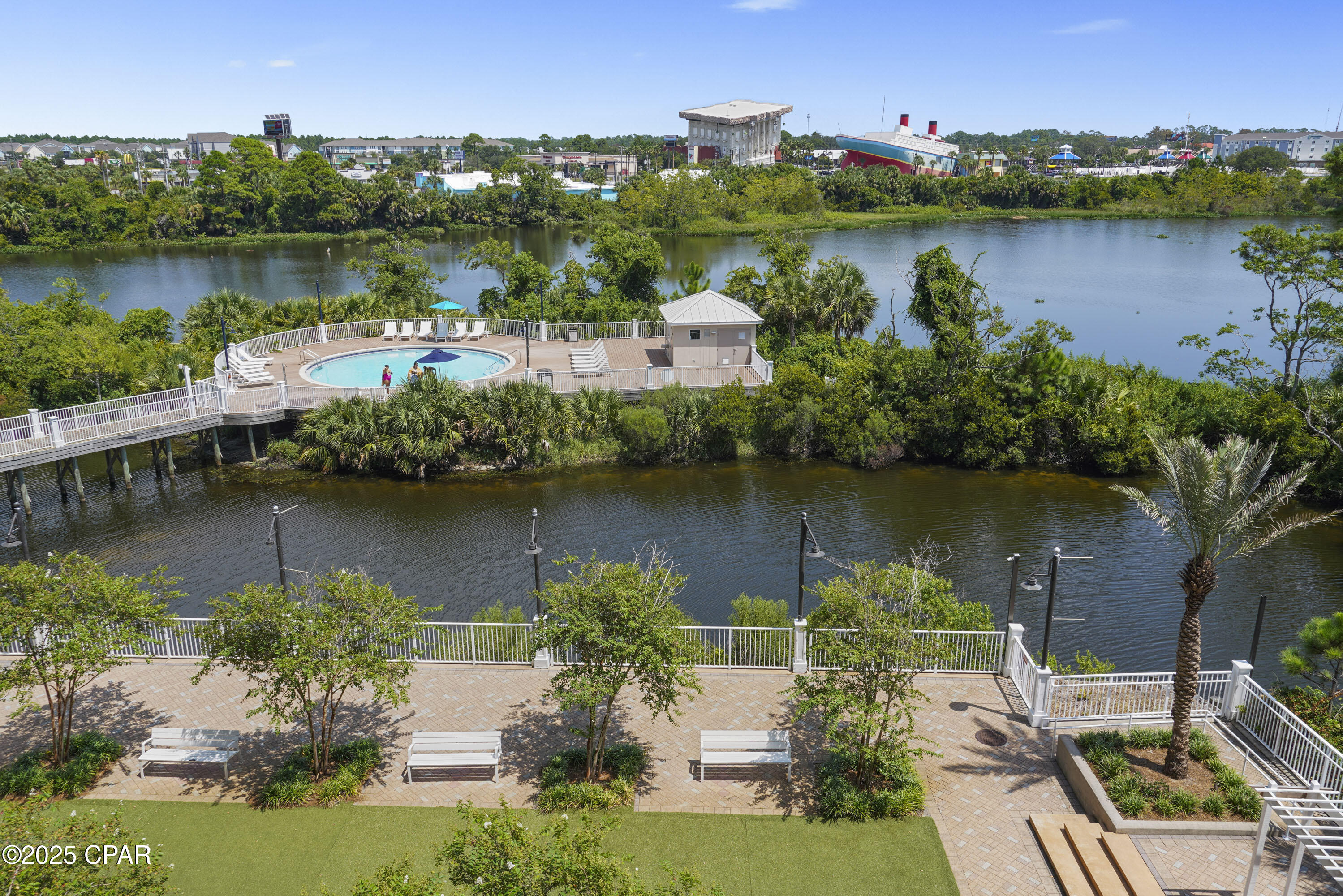 Laketown Wharf - Residential