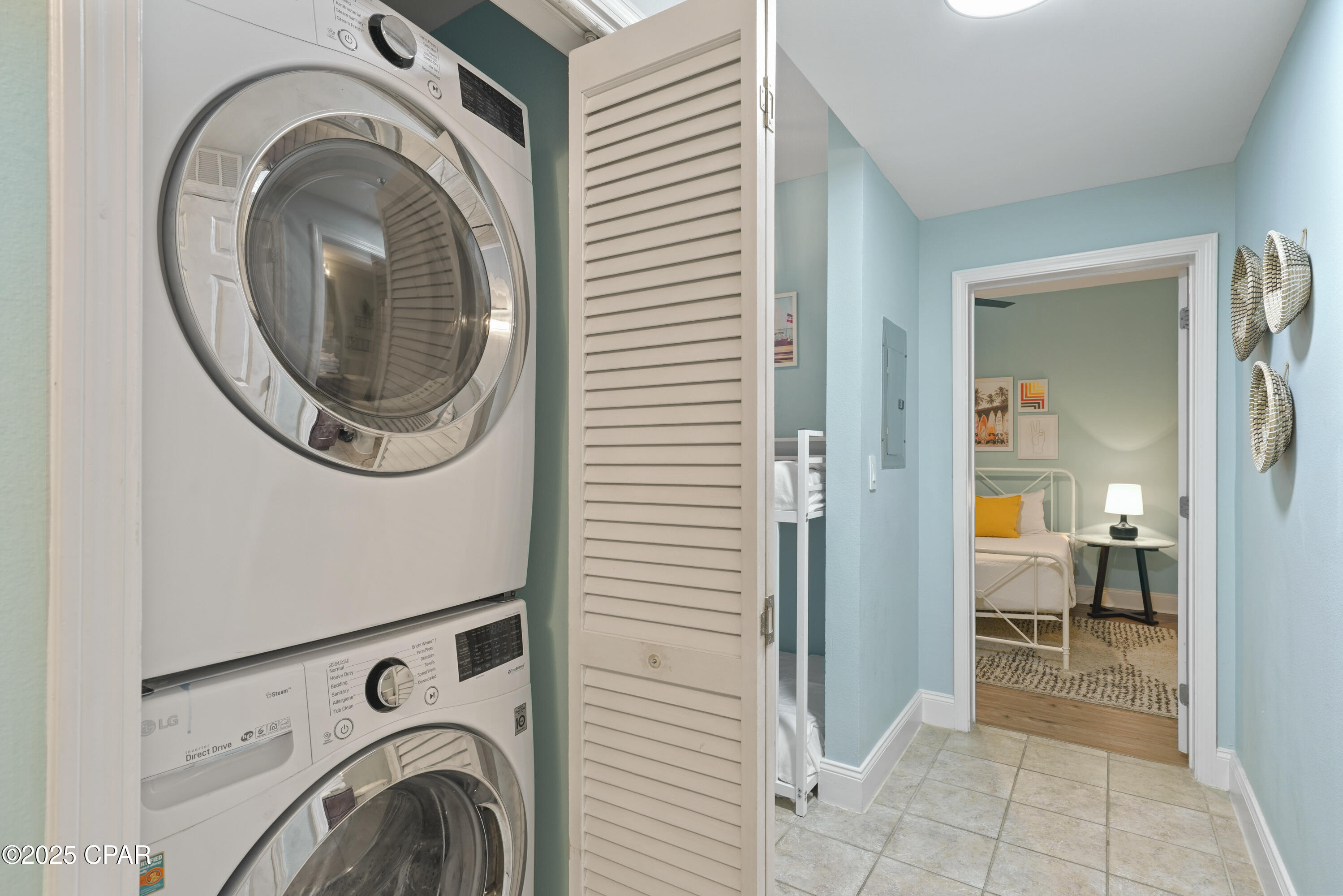 Laketown Wharf - Residential