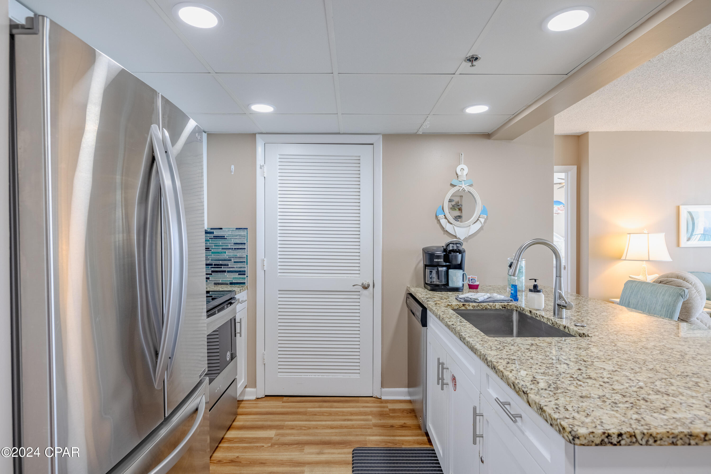 Long Beach Towers III - Residential