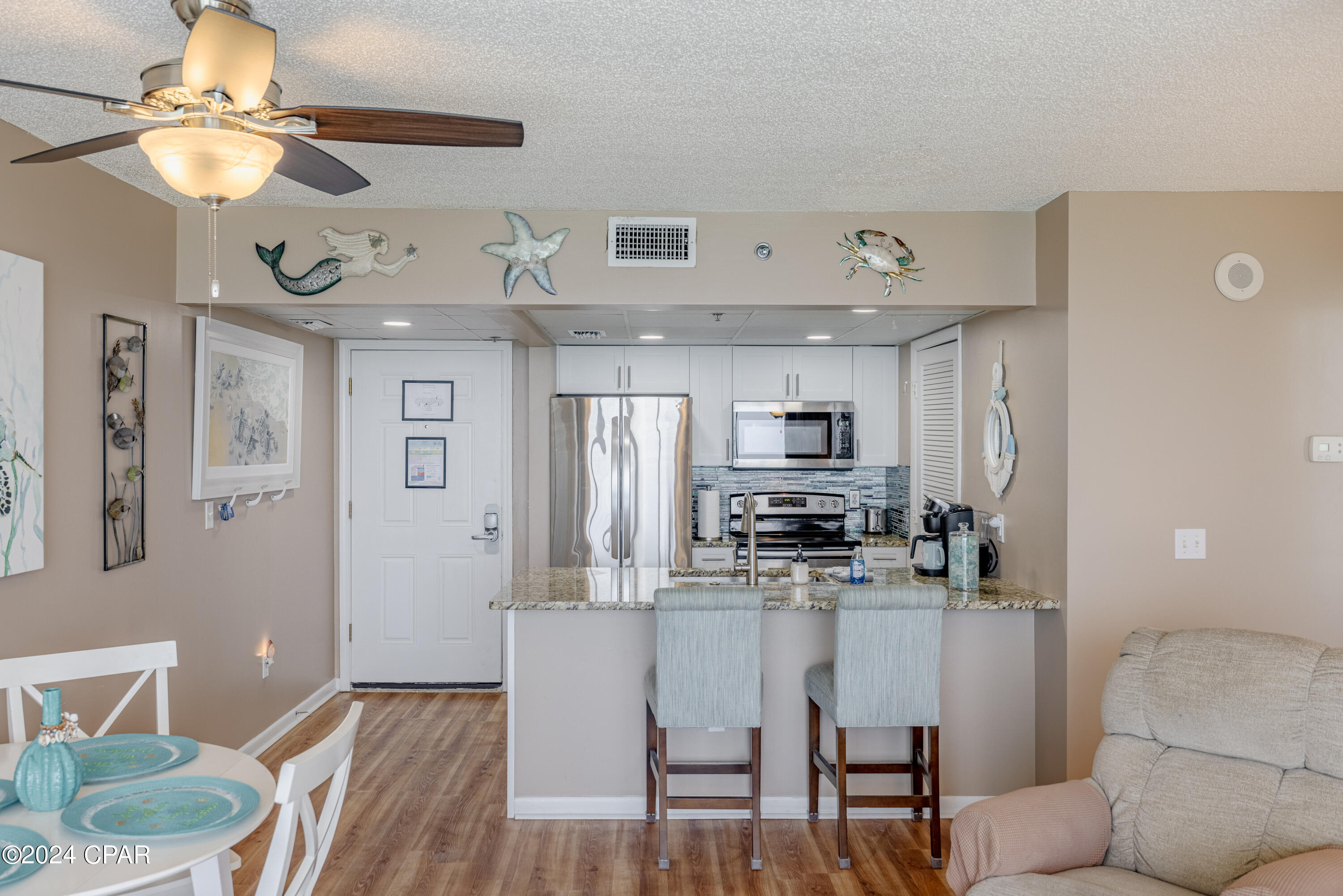 Long Beach Towers III - Residential