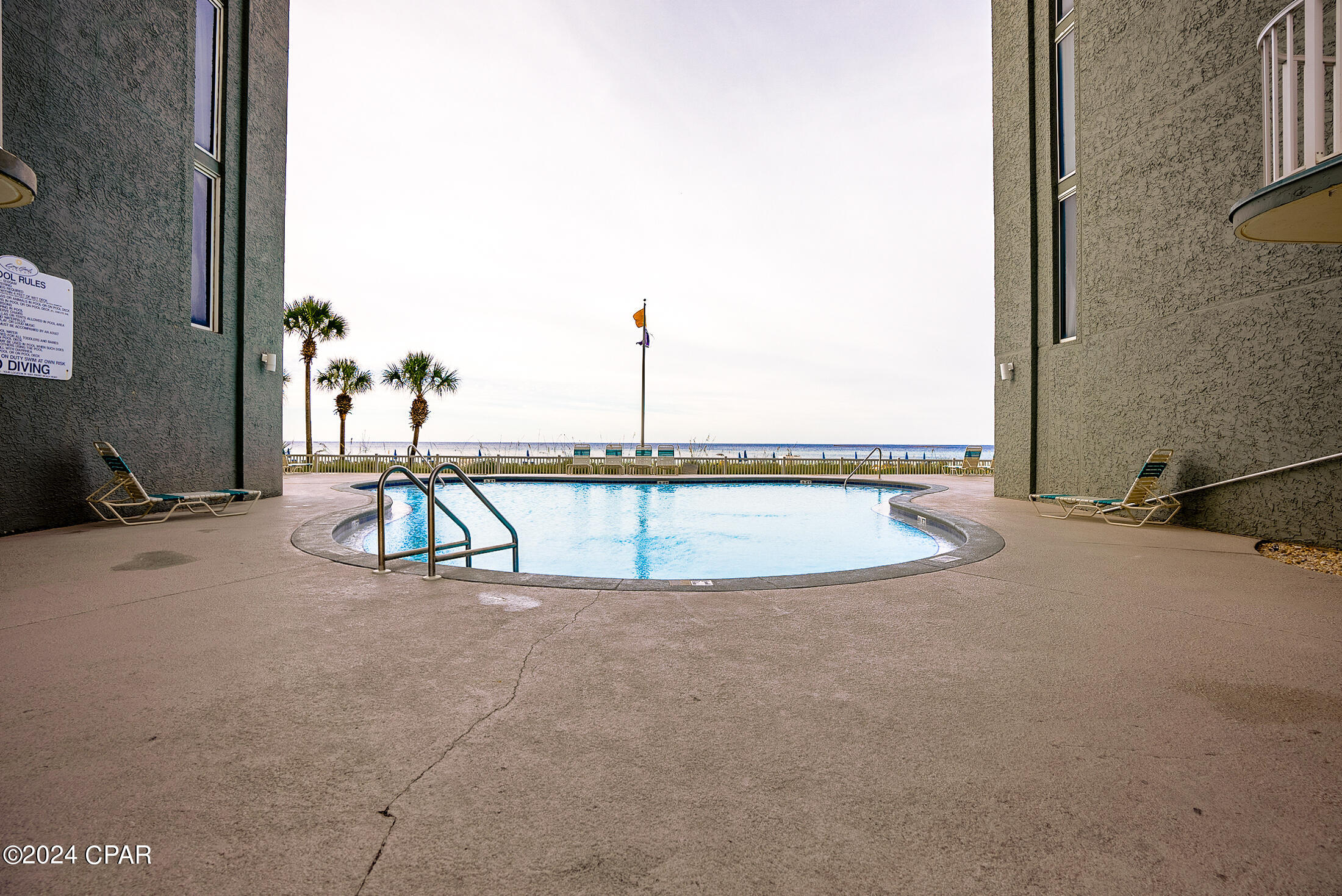 Long Beach Towers III - Residential